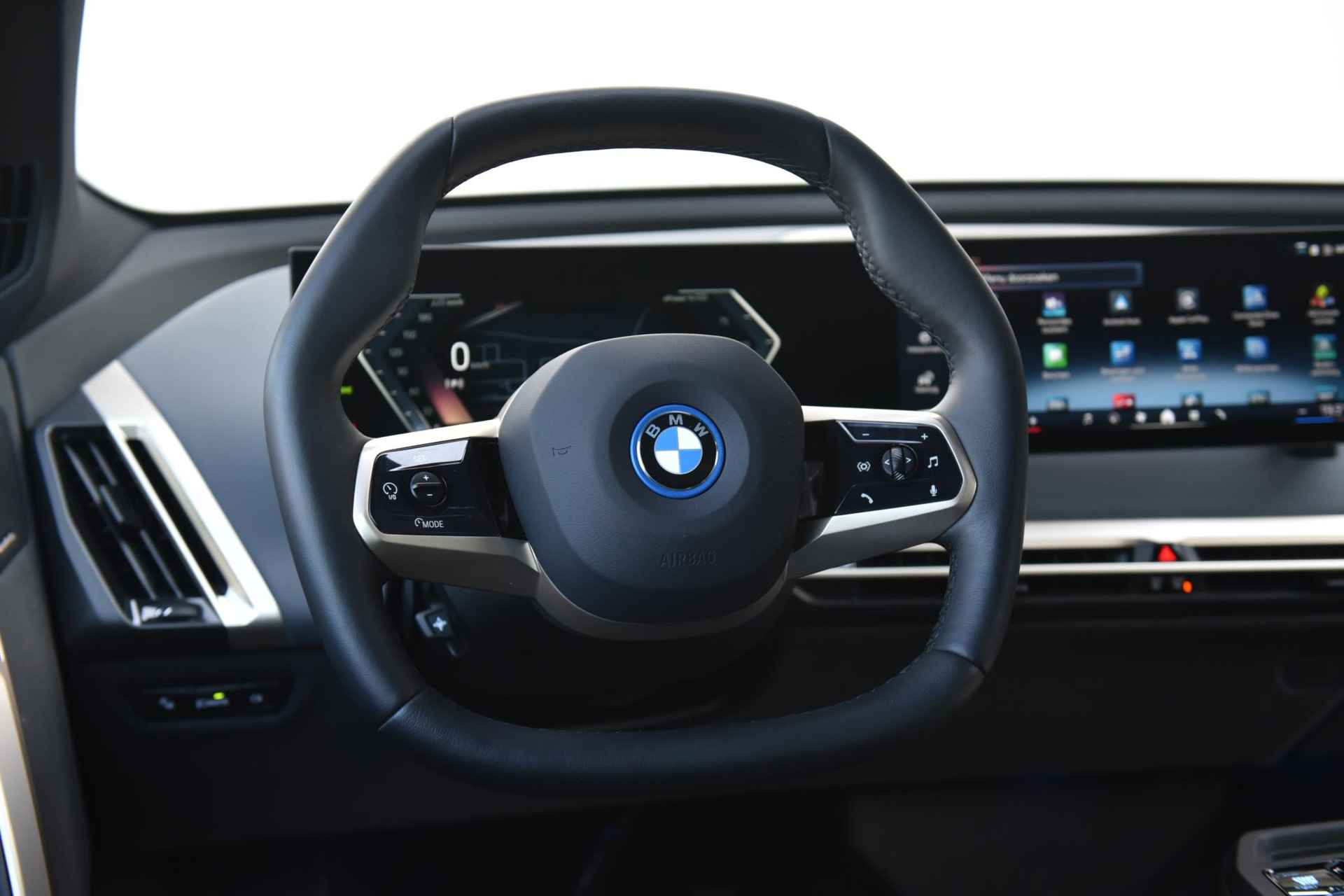 BMW iX xDrive50 High Executive 112 kWh - 19/30