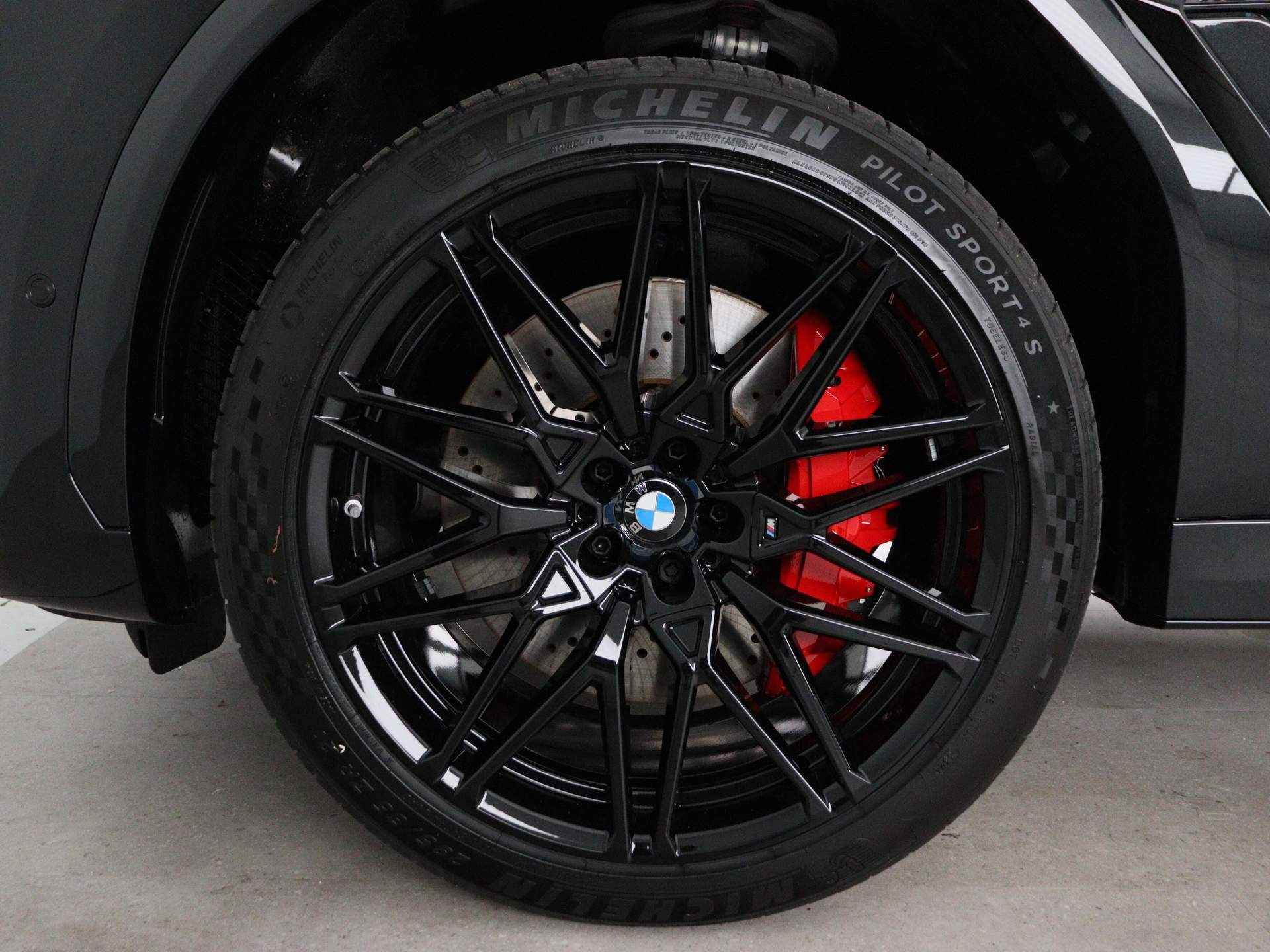 BMW X6 M Competition - 23/33