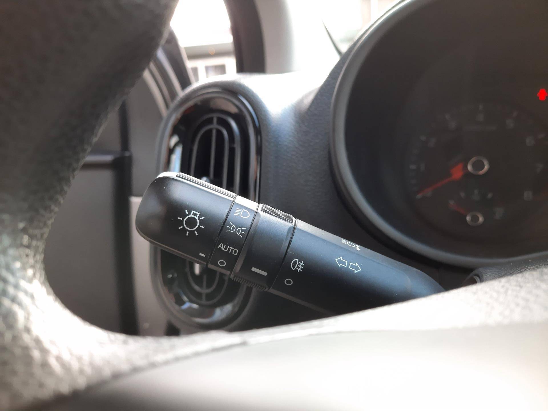 Kia Picanto 1.0 CVVT ComfortPlusLine Navigator - 19/28