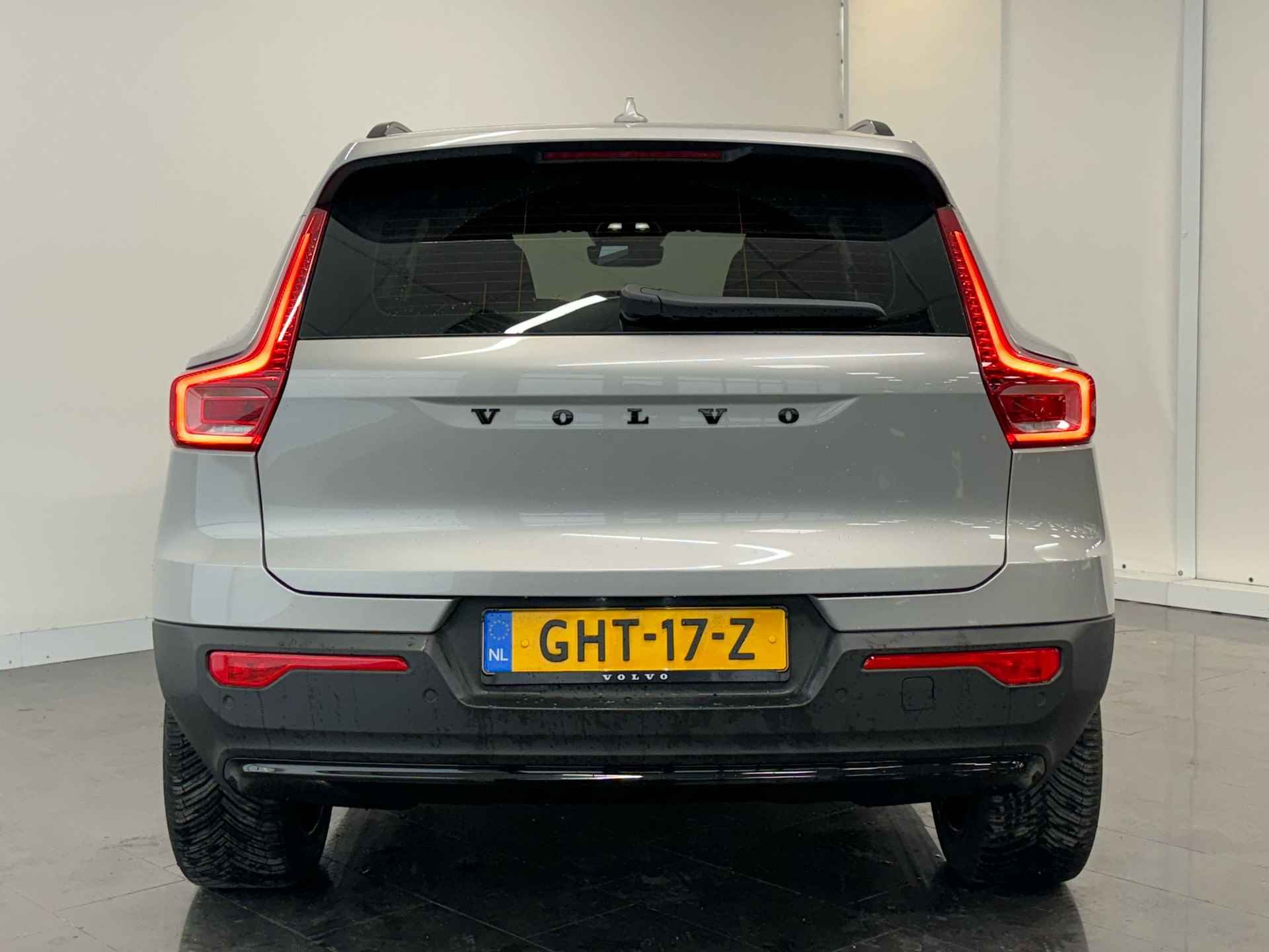 Volvo XC40 Single Motor Extended Range Plus 82 kWh - 5/42