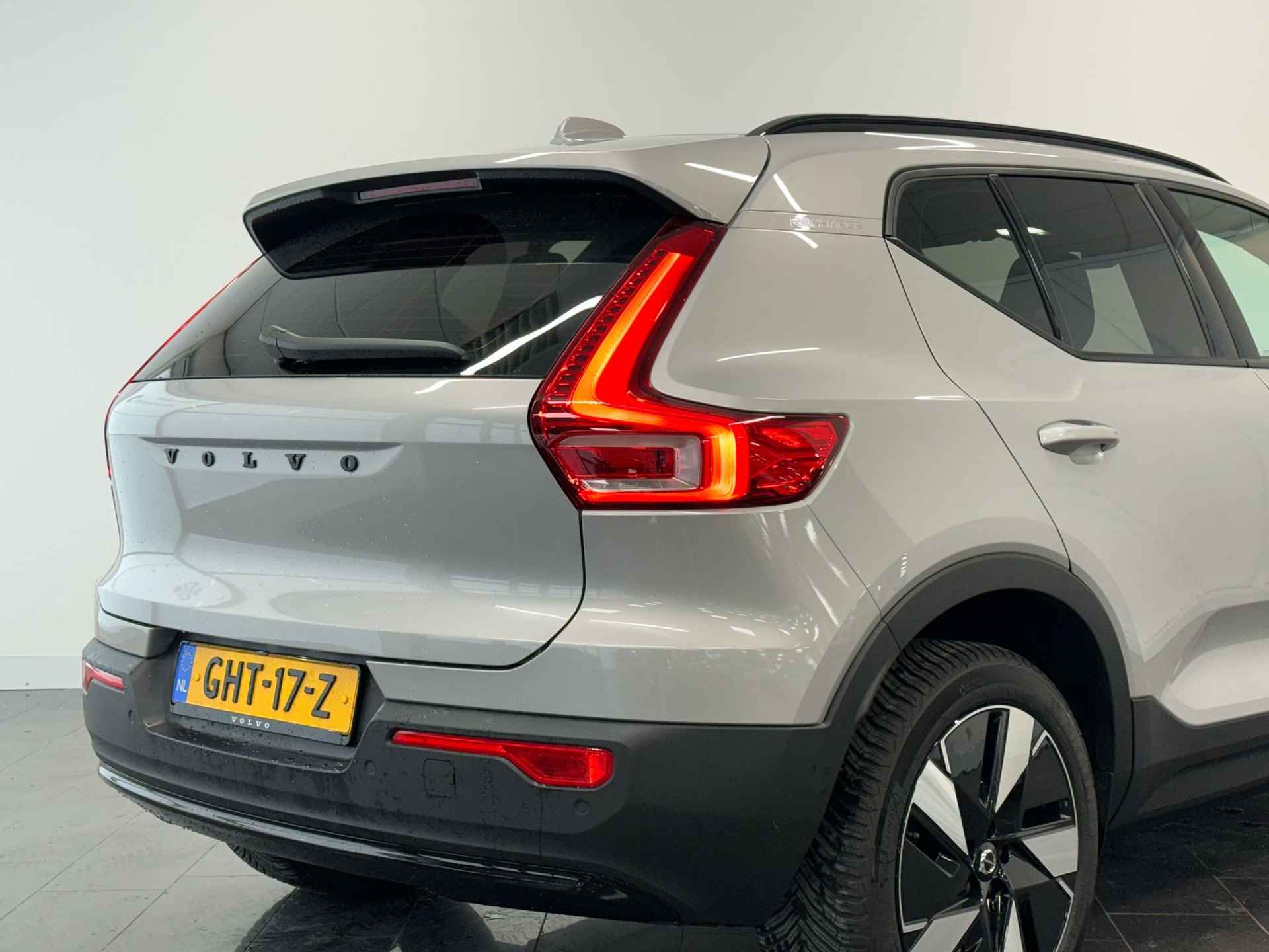 Volvo XC40 Single Motor Extended Range Plus 82 kWh - 40/42