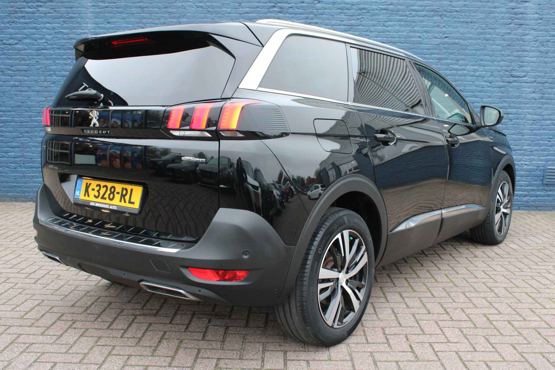 Peugeot 5008 SUV 1.6 PureTech 180pk EAT8 GT-Line 7p | Automaat | Navigatie | Panorama/schuifdak | Stoelverwarming | Full LED | - 3/33