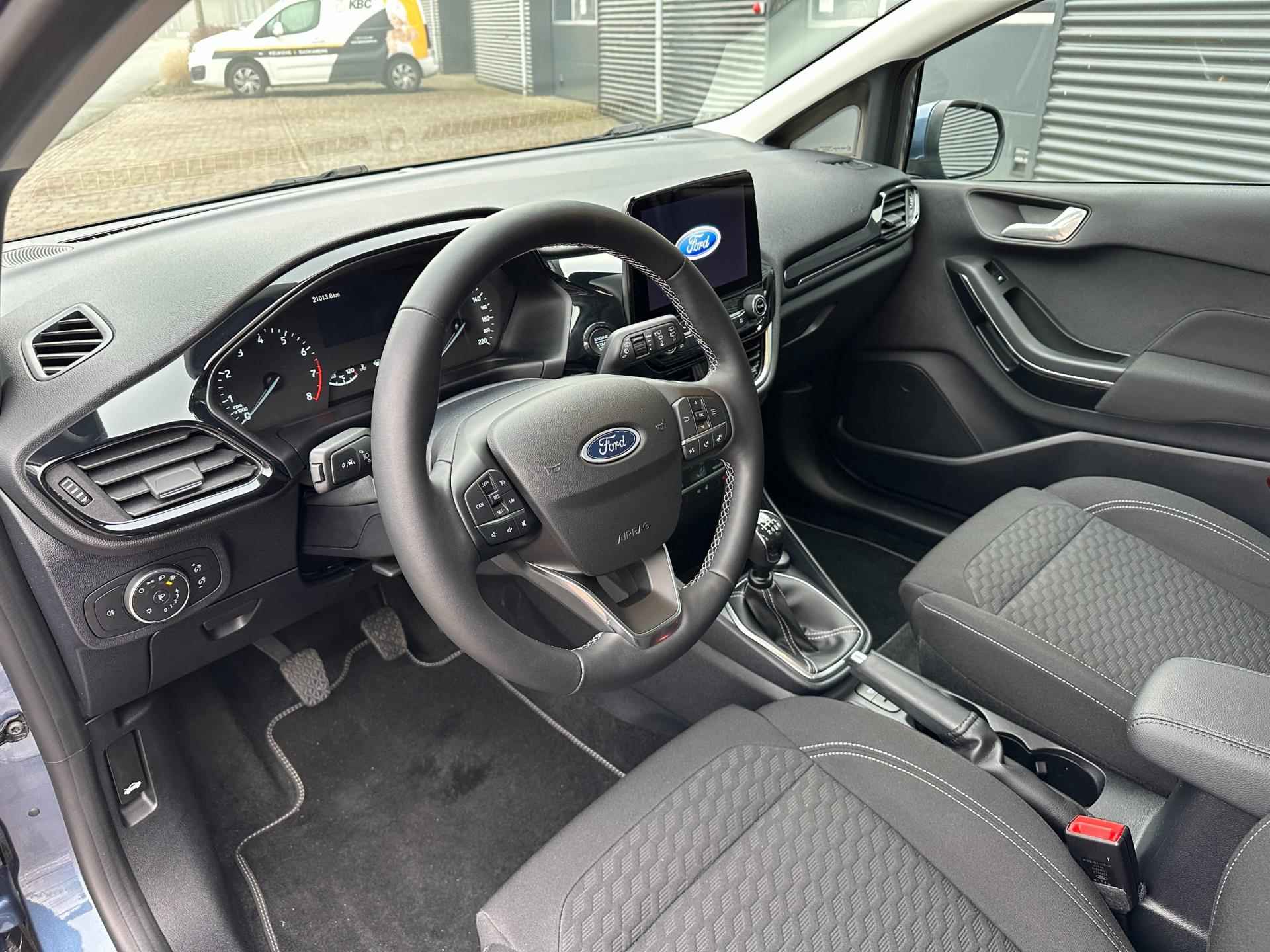 Ford Fiesta 1.0 EcoBoost Hybrid Titanium - 3/34