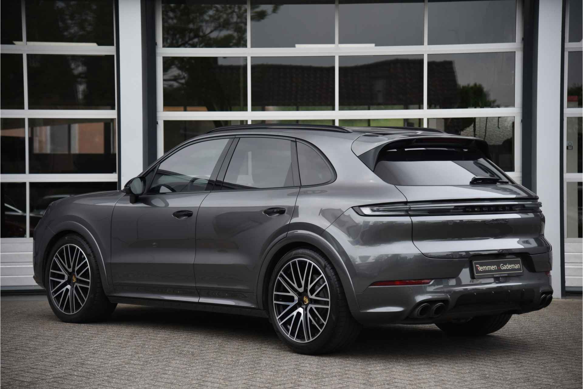 Porsche Cayenne 4.0 S V8 474pk - 4/39