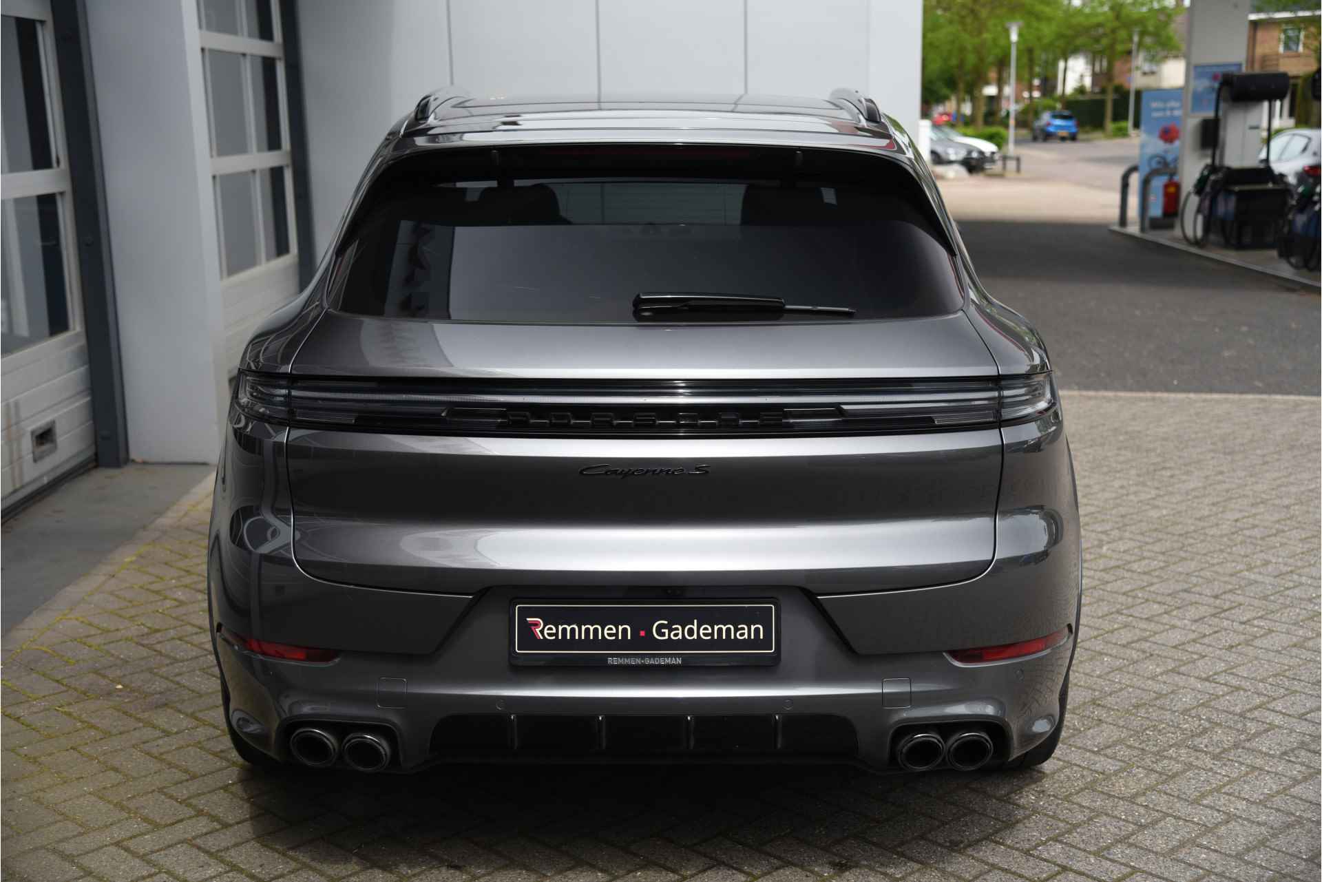 Porsche Cayenne 4.0 S V8 474pk - 33/39