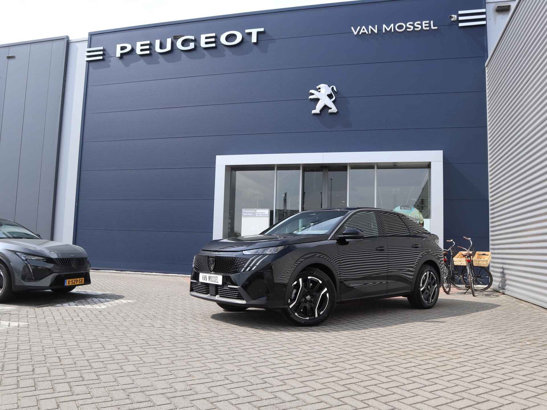 Peugeot e-3008 Allure 73 kWh - 360 CAMERA - NAVIGATION PACK - DRIVE ASSIST PACK - NIEUW MODEL! - 50/58