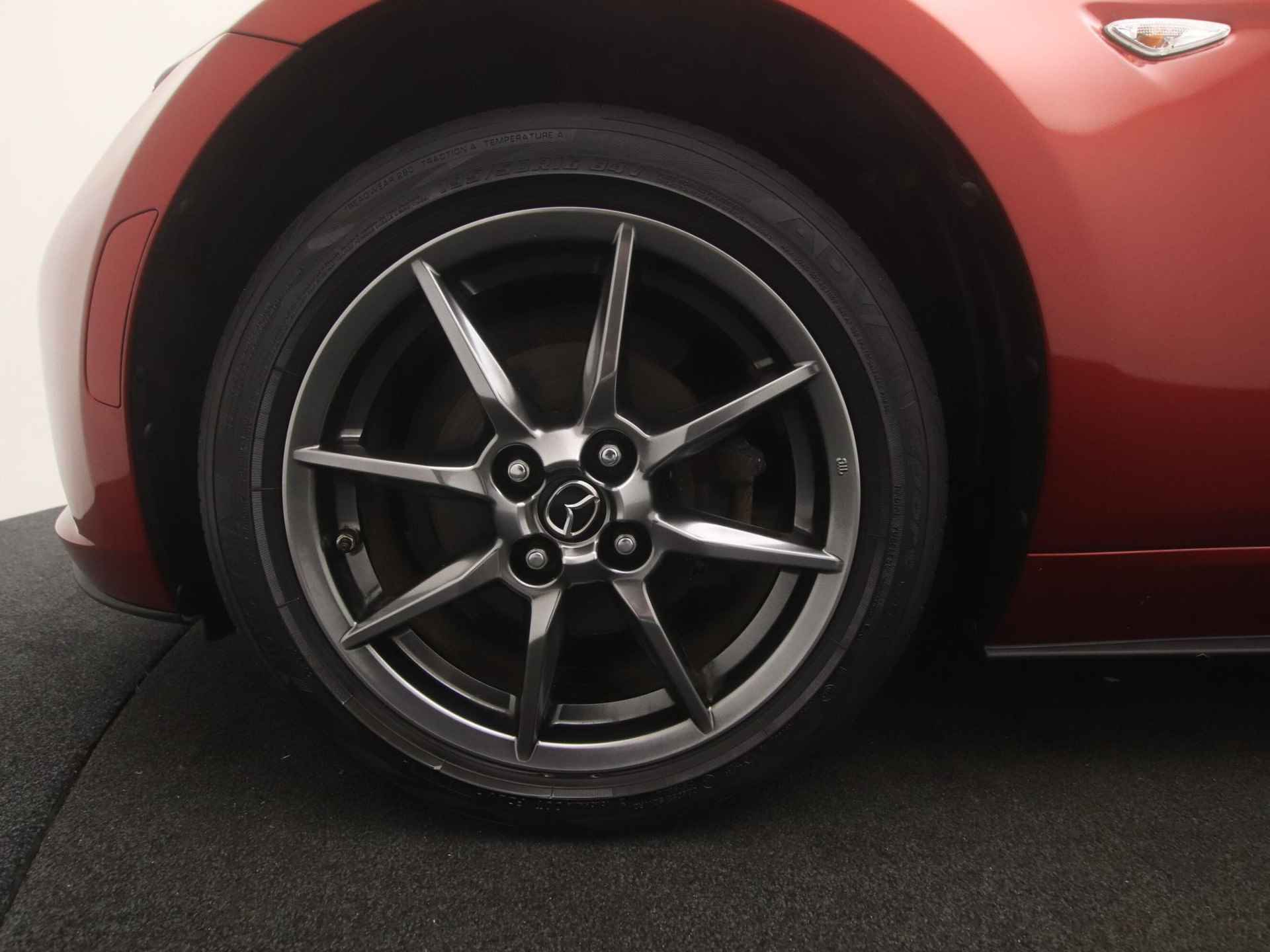 Mazda MX-5 Roadster 1.5 SkyActiv-G GT-M met sportuitlaat : dealer onderhouden - 10/43