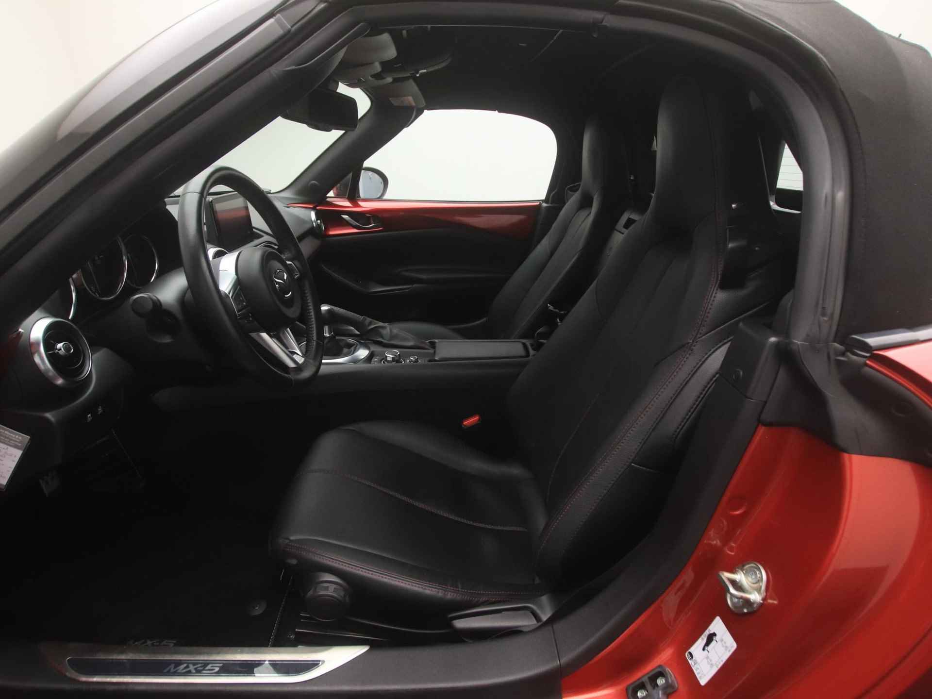 Mazda MX-5 Roadster 1.5 SkyActiv-G GT-M met sportuitlaat : dealer onderhouden - 13/43