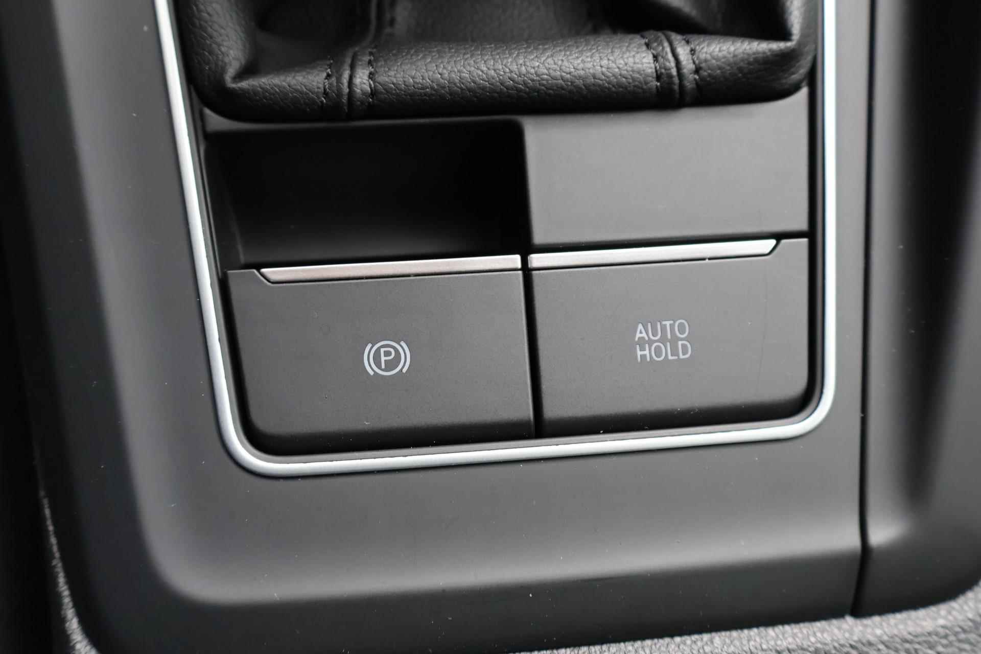 Volkswagen Golf Variant 1.0 TSI 110pk Life | Navigatie | PDC | Adaptive Cruise Control - 29/40