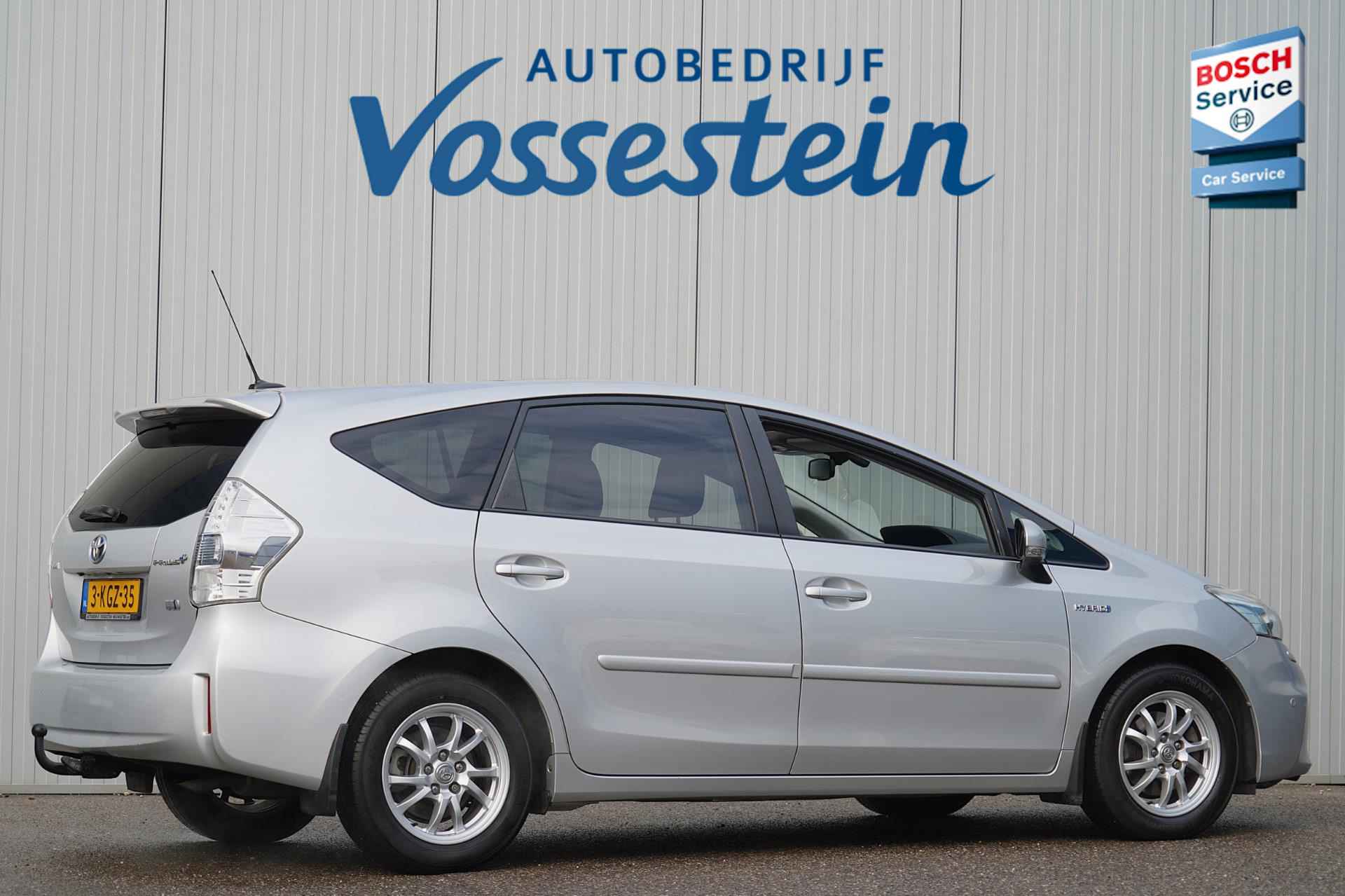 Toyota Prius Wagon 1.8 Dynamic Business / 7-Pers. / Head-Up / Panodak / Camera / NL-Auto / Navigatie - 2/38