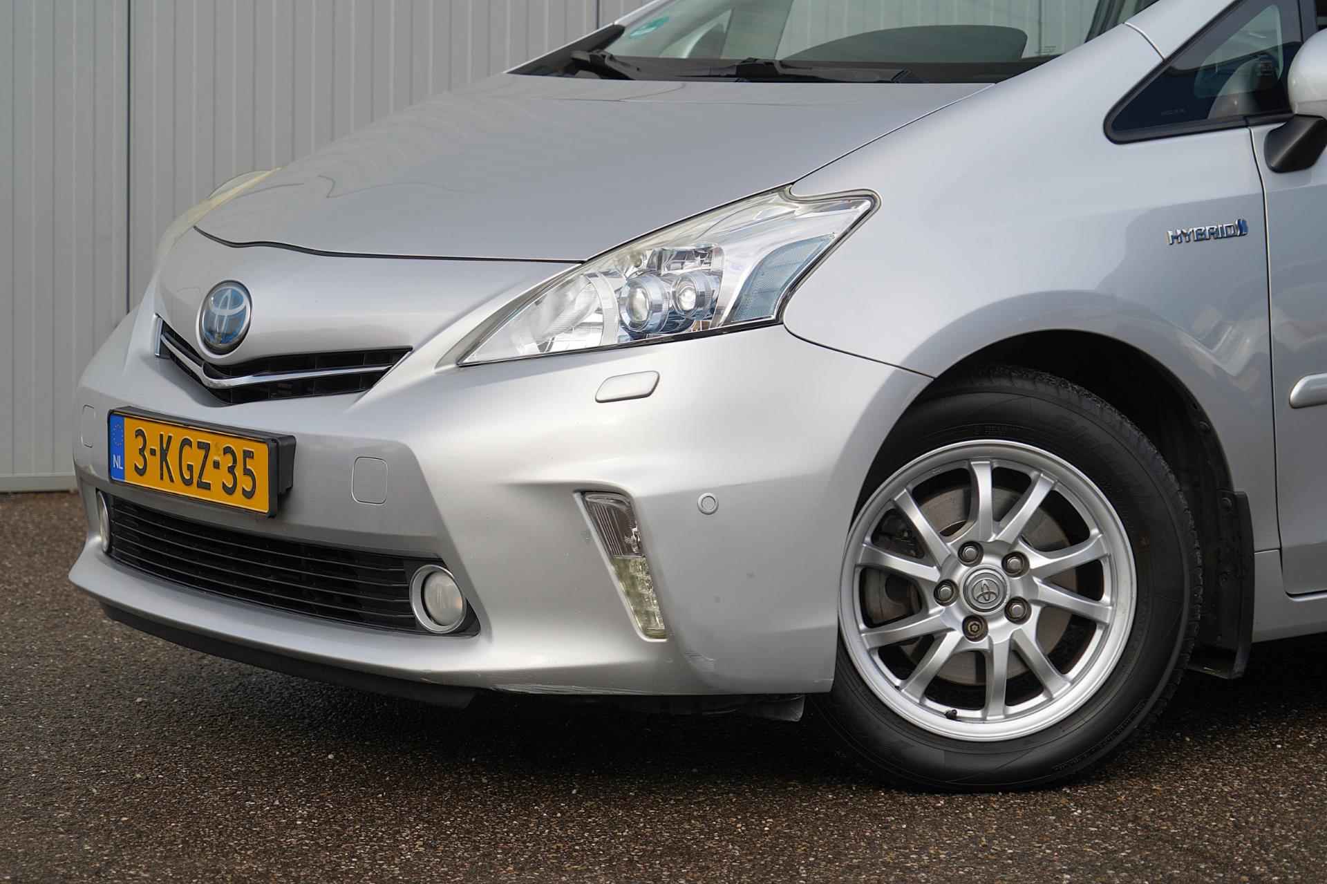 Toyota Prius Wagon 1.8 Dynamic Business / 7-Pers. / Head-Up / Panodak / Camera / NL-Auto / Navigatie - 27/38