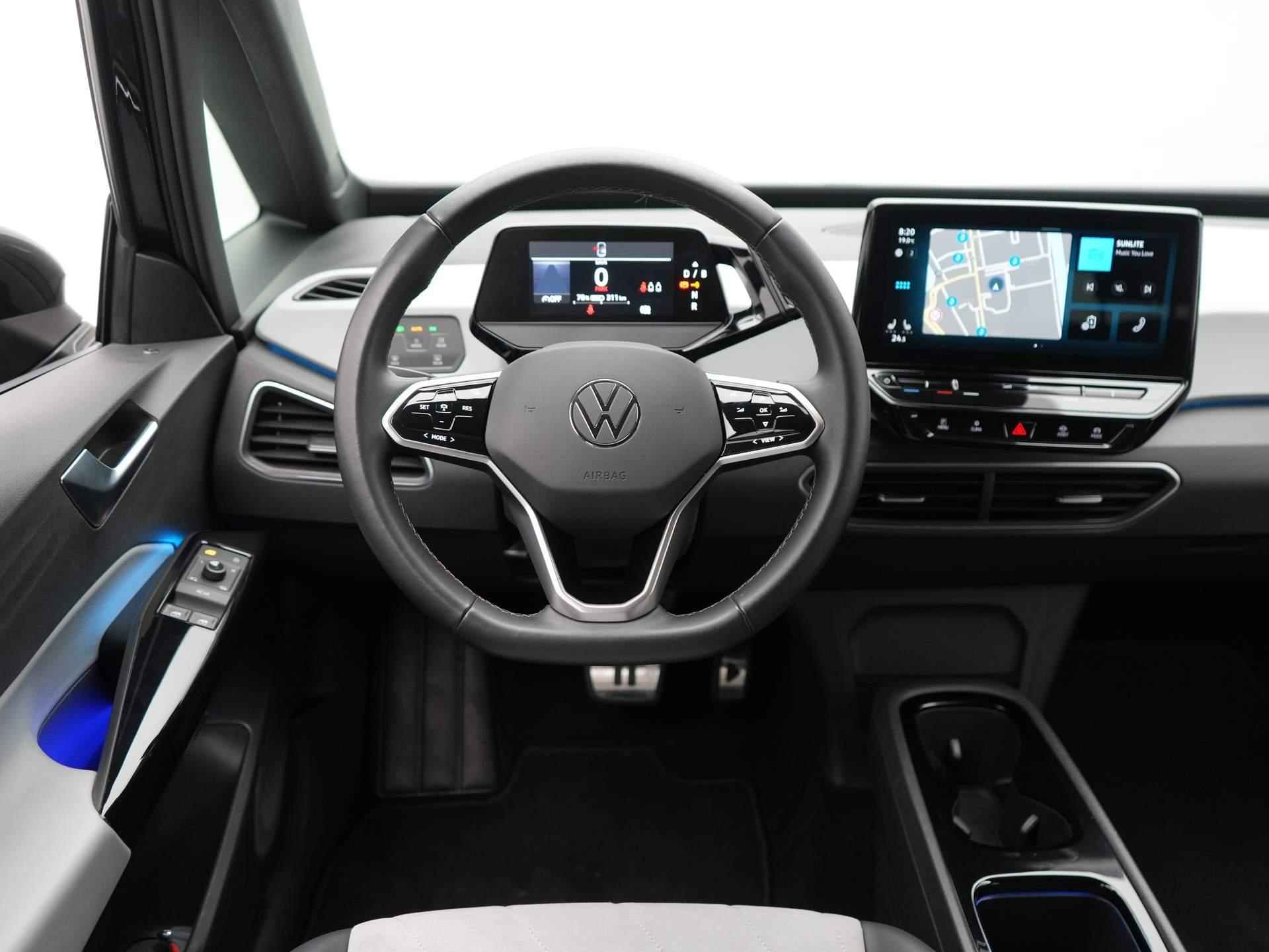 Volkswagen ID.3 Pro Edition 58 kWh / Adap. Cruise / 18inch / Navi / Camera - 13/56