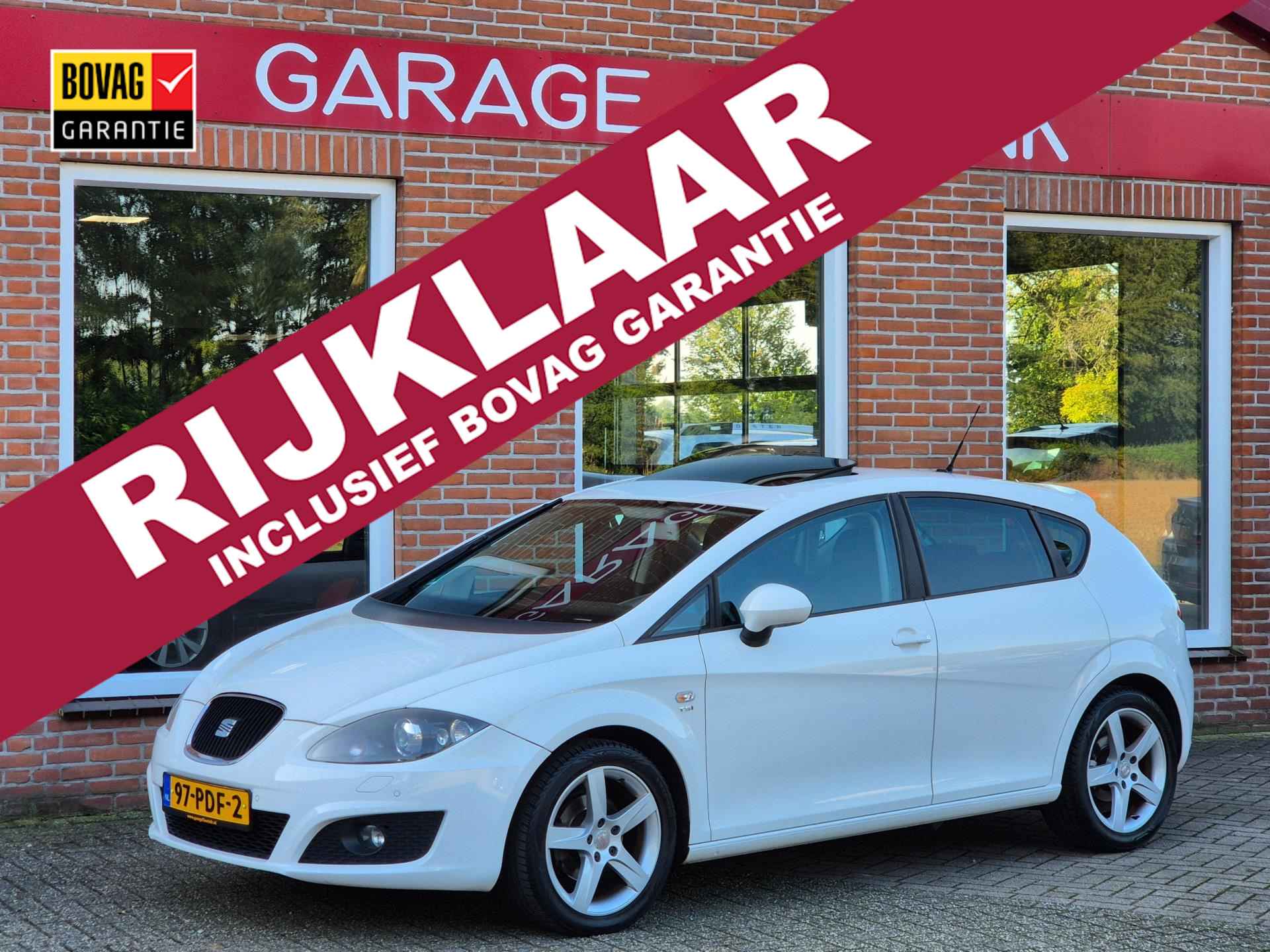 Seat Leon 1.2 TSI Ecomotive Sport 105PK 5drs clima, cruise, navi, pdc, trekhaak, stoelverw, xenon RIJKLAAR - 1/19