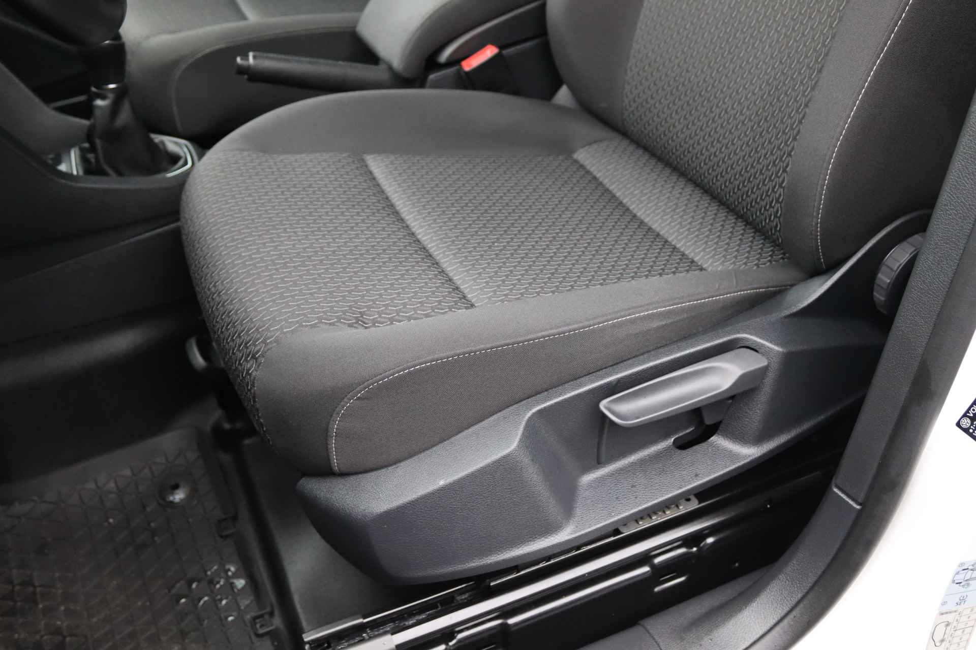 Volkswagen Caddy 1.4 TSI 131 pk Trendline 5p | Achteruitrijcamera | PDC Voor + Achter | Climatronic | Cruise | Stoelverwarming | Trekhaak - 12/40