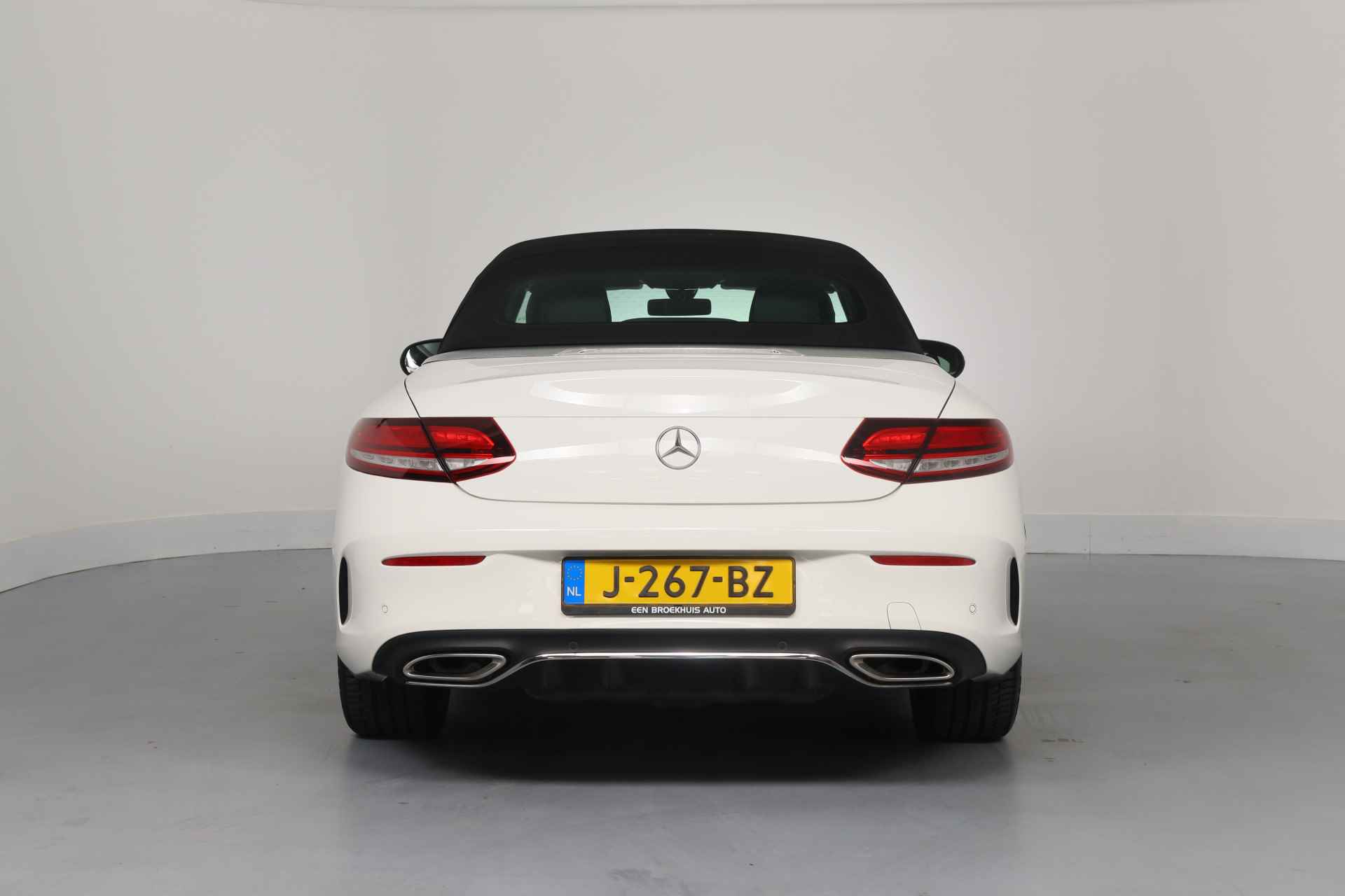 Mercedes-Benz C-Klasse Cabrio 200 Advantage Pack | AMG Line | Camera | Keyless | LED High Perf | Stoelverwarming | Airscarf Nekverwarming | Leder/Alcan - 31/58