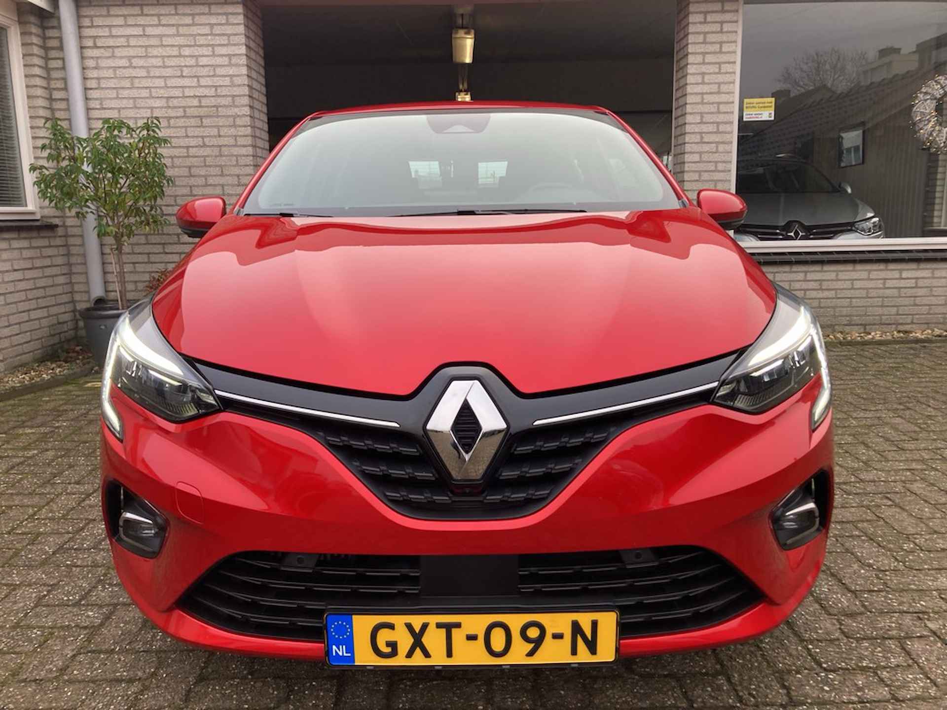 Renault Clio 1.3 TCe 130 PK Intens AUTOMAAT - 6/19