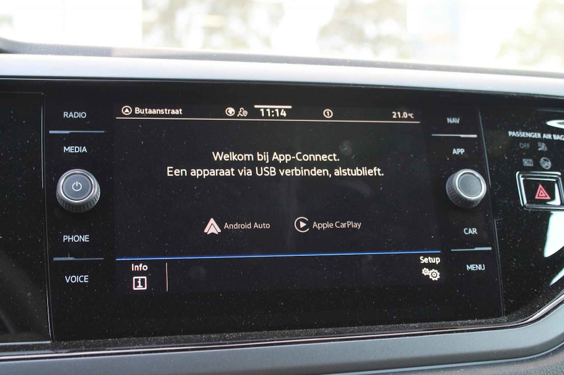 VOLKSWAGEN Polo 1.0 TSI DSG R-Line - Apple CarPlay - Stoelverwarming - ACC - PDC - 38/41