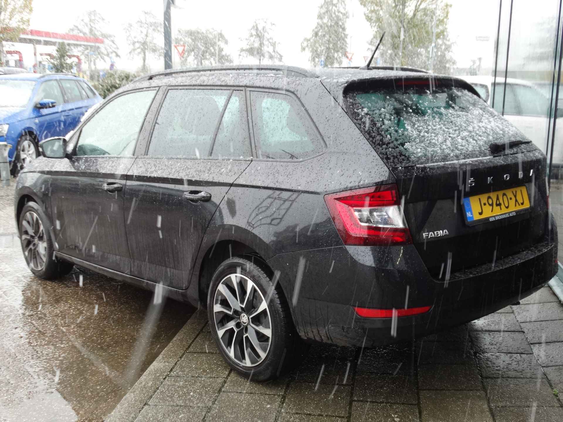 Škoda Fabia Combi 1.0 TSI Business Edition - 2/14