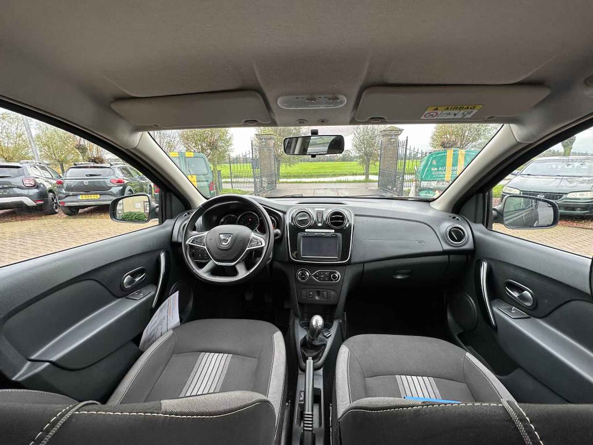 Dacia Sandero 0.9 TCe Stepway Tech Road - Prijs inclusief 12 maanden BOVAG-garantie en afleveren – - 4/15