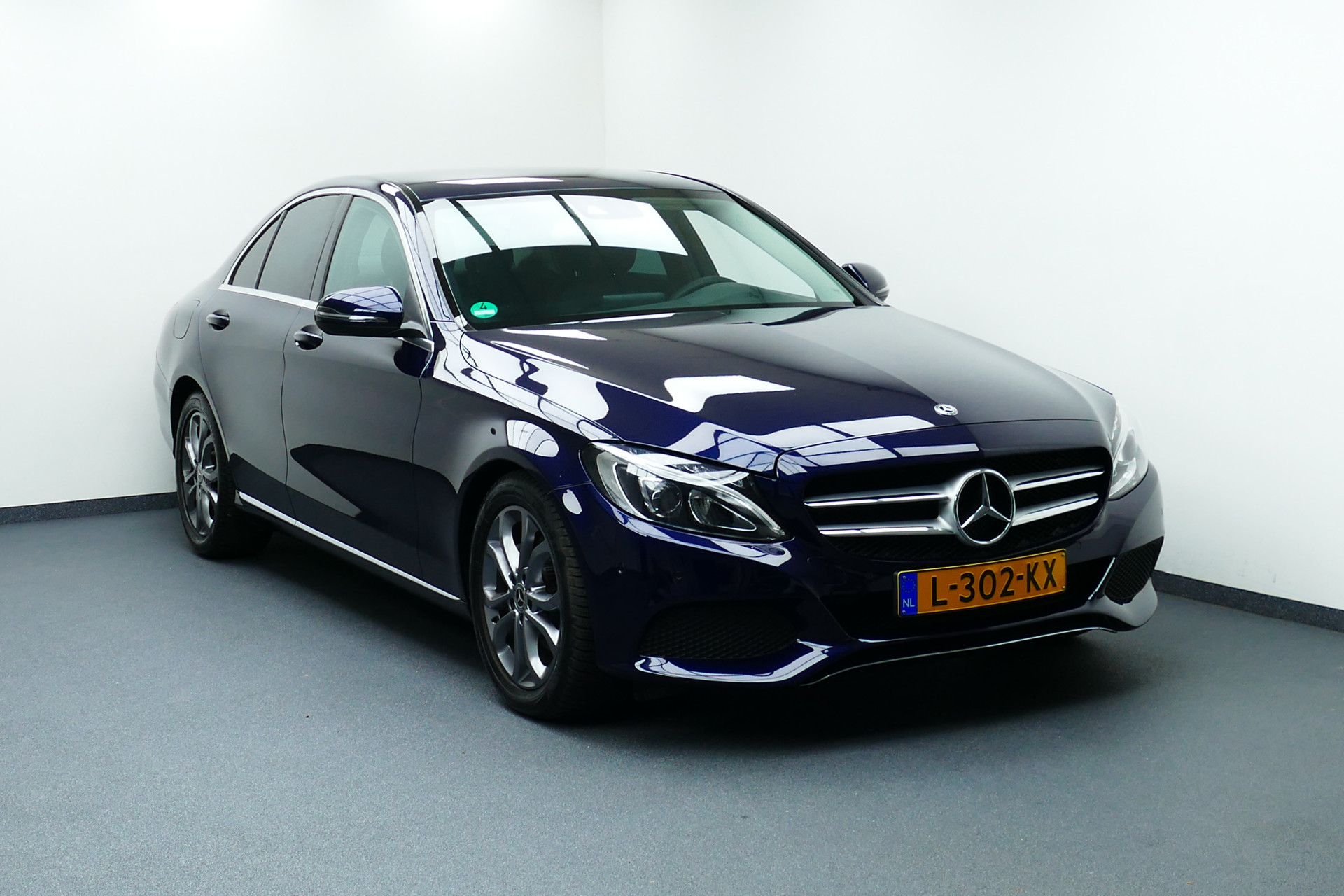 Mercedes-Benz C-Klasse 200 CDI Premium Plus. Half Leer, Led Koplampen, Stoelverw, Navi, 17"LMV