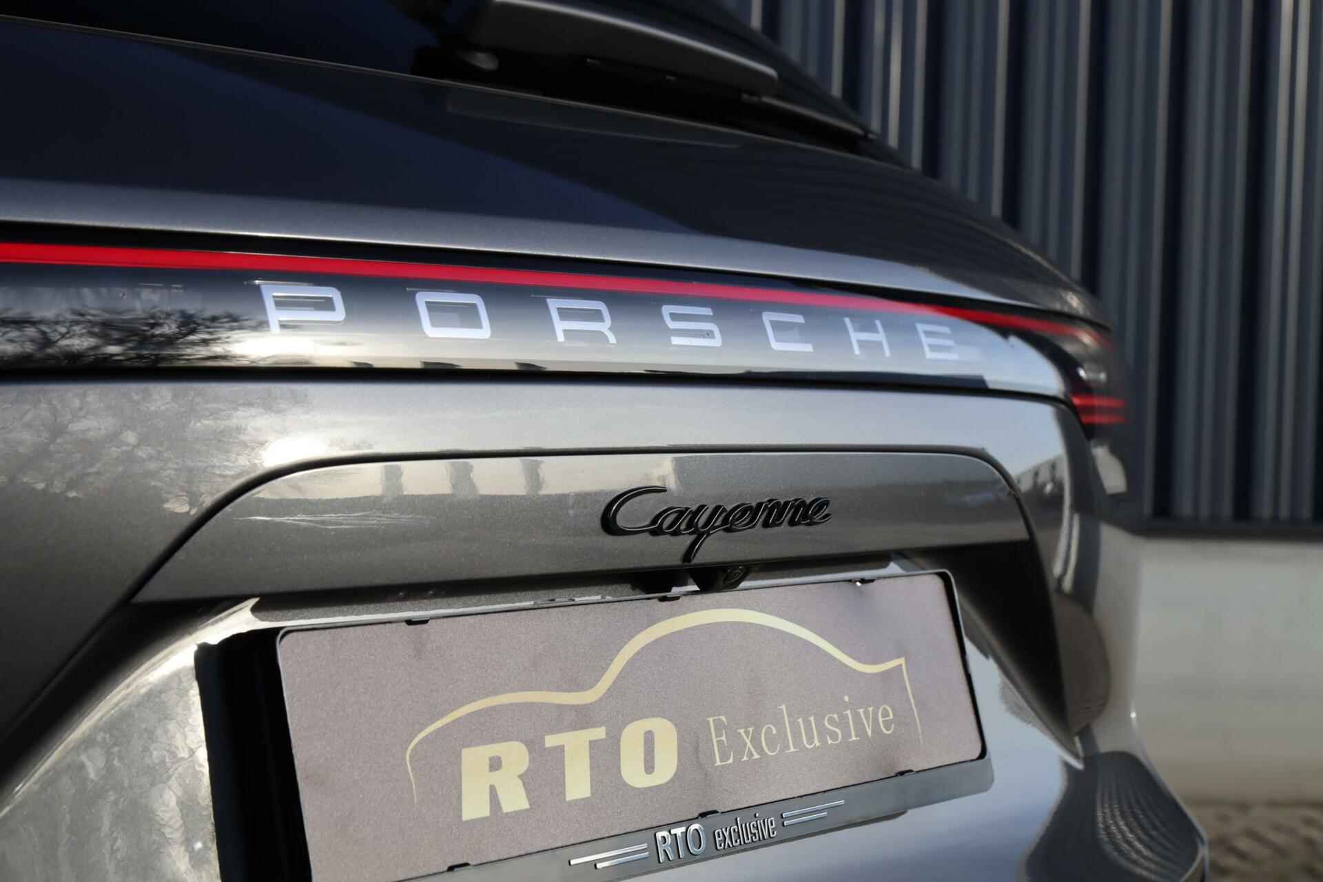 Porsche Cayenne 3.0 E-Hybrid|Dealer ondh.|Sportchrono|477 PK - 16/55