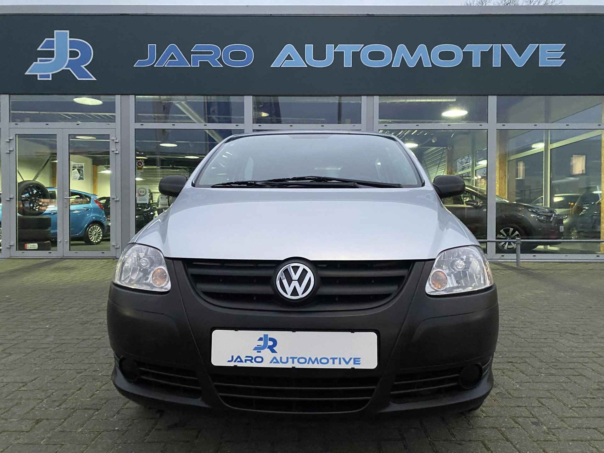 Volkswagen Fox 1.2 Trendline | DAB+ | Bluetooth | 4 nieuwe 4-seizoenenbanden | Nette auto! - 28/33