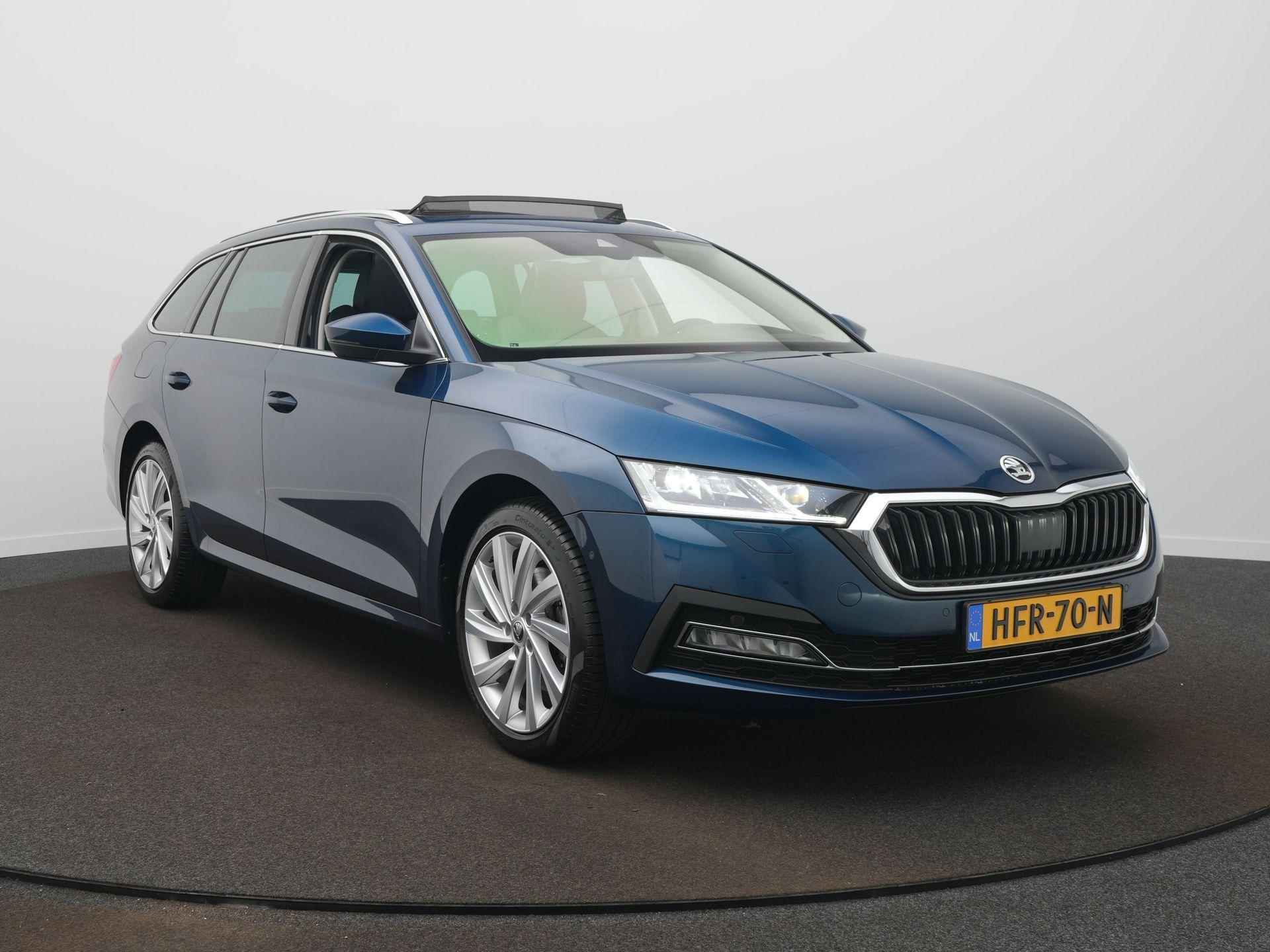 Skoda Octavia Combi 1.4 TSI iV PHEV Business Edition Plus / Panodak / Adap. Cruise / Elek. Stoelen / HUD - 3/70