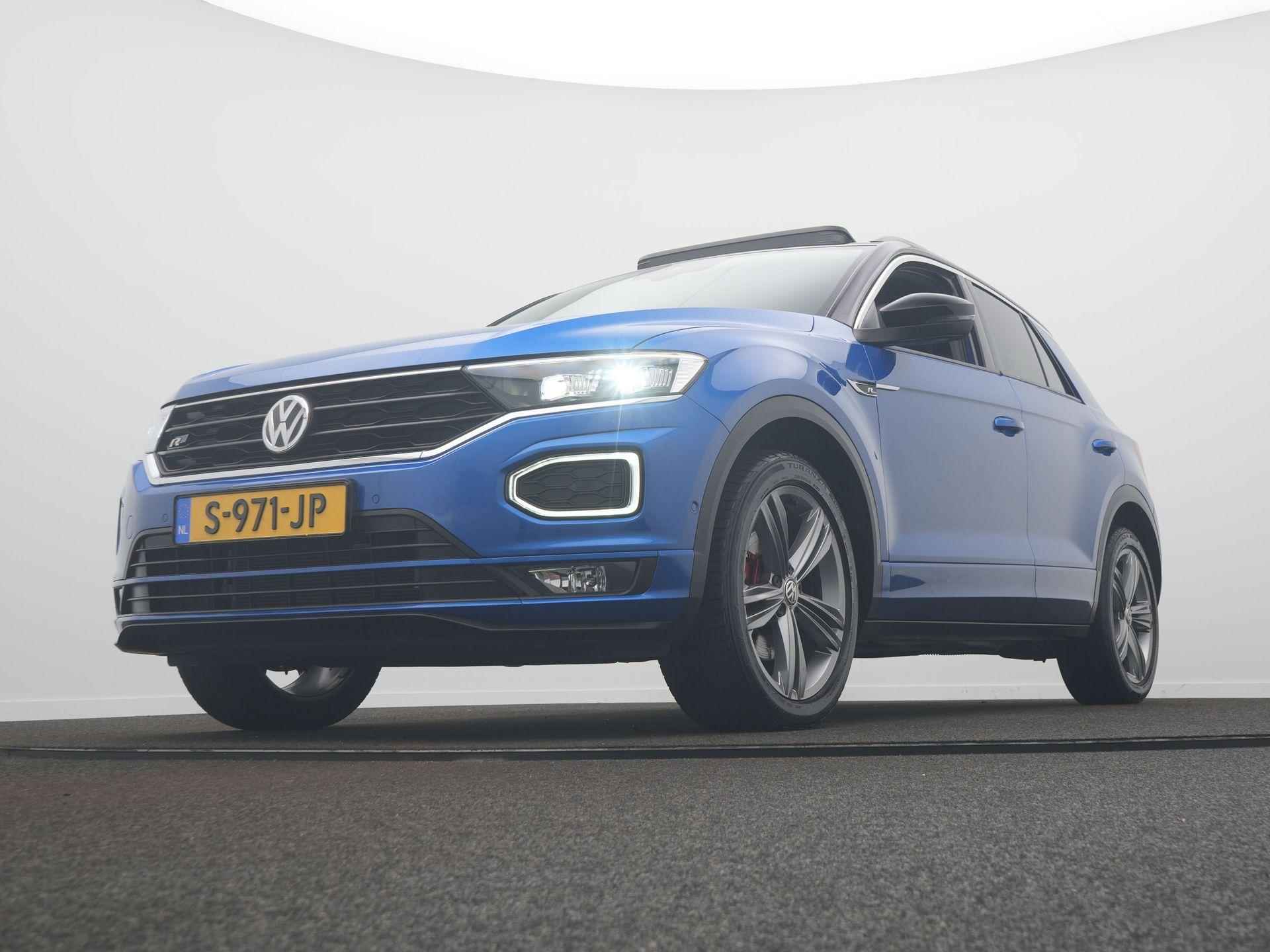 Volkswagen T-Roc 1.5 TSI Sport / Panodak / Camera / Trekhaak / Virtual - 9/54