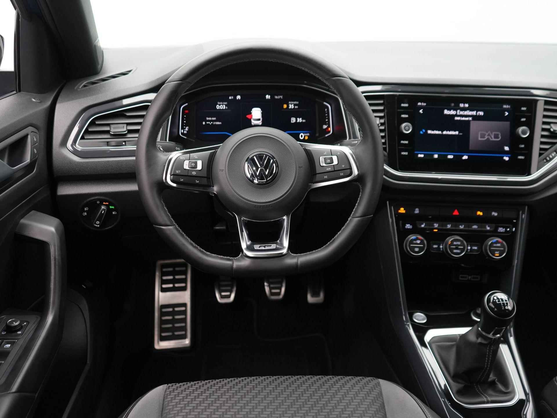 Volkswagen T-Roc 1.5 TSI Sport / Panodak / Camera / Trekhaak / Virtual - 13/54