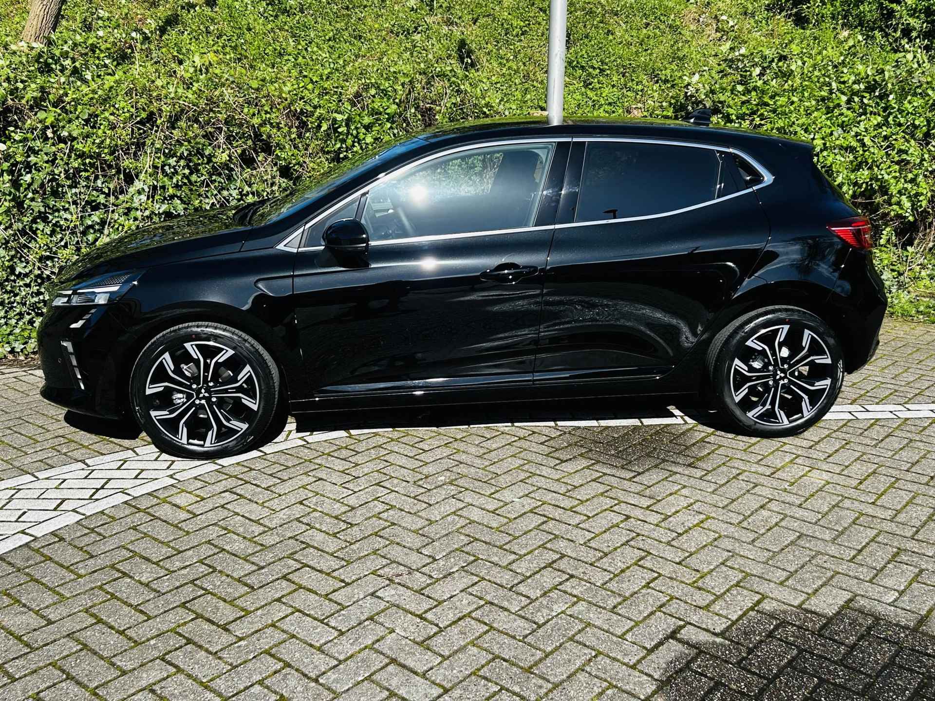 Mitsubishi Colt 1.0T MT First Edition 8 jaar garantie  |  NU 3000,- VOORRAAD KORTING CLIMATE | CAMERA | STUUR & STOELVERWARMING | ANDROID AUTO / APPLE CARPLAY | - 2/24