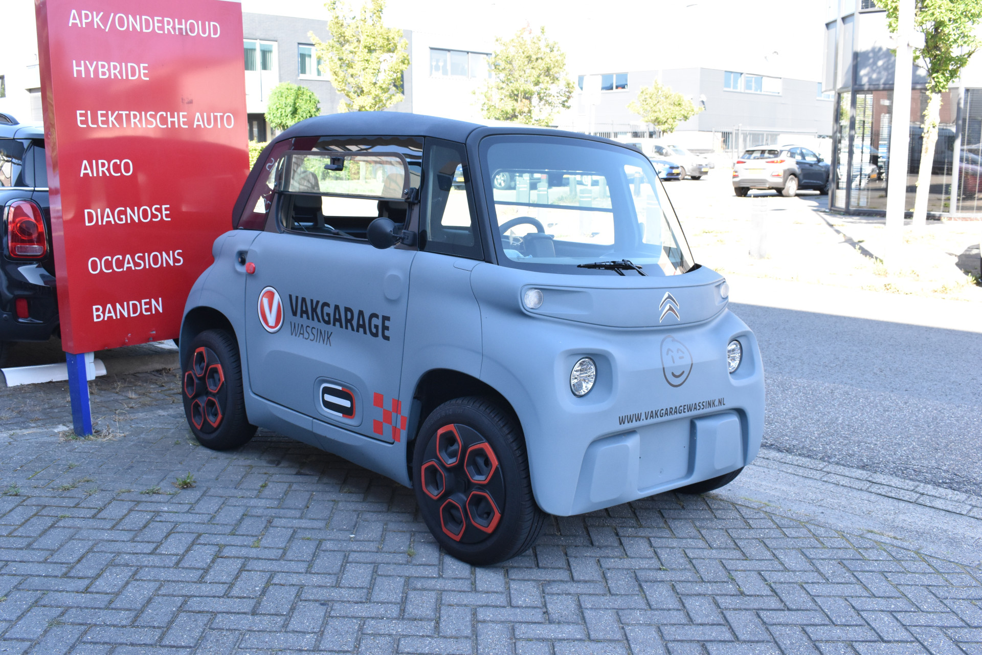 Citroën Brommobiel AMI 45 km/h 100% Elektrisch geen wegenbelasting / Automaat vanaf 16 jaar brommerrijbewijs bij viaBOVAG.nl