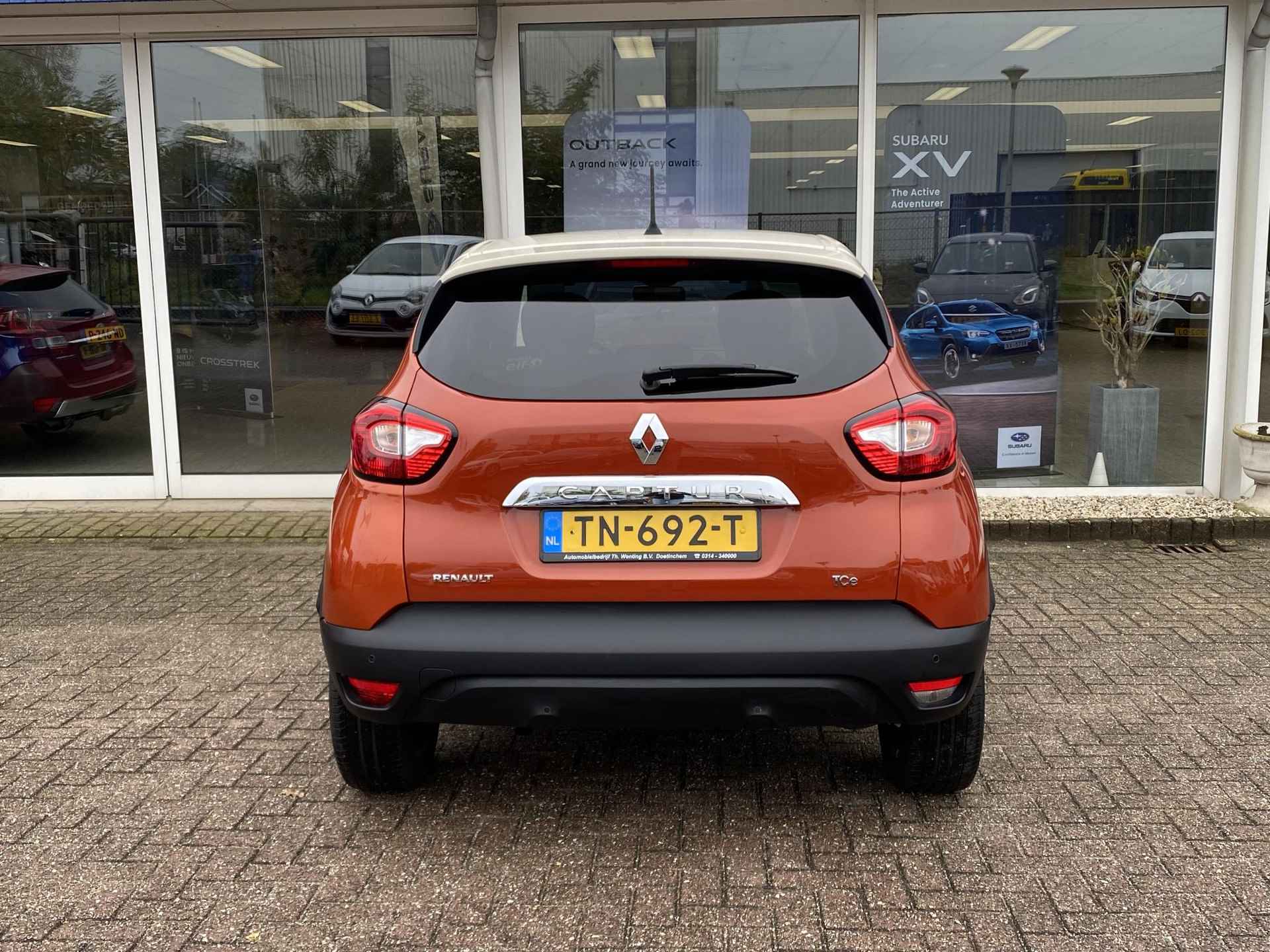 Renault Captur 1.2 TCe Expression | Verwarmde Voorstoelen | Navigatie | Achteruitrijcamera | Parkeersensoren Achter | Klimaat controle | Automaat | - 8/34