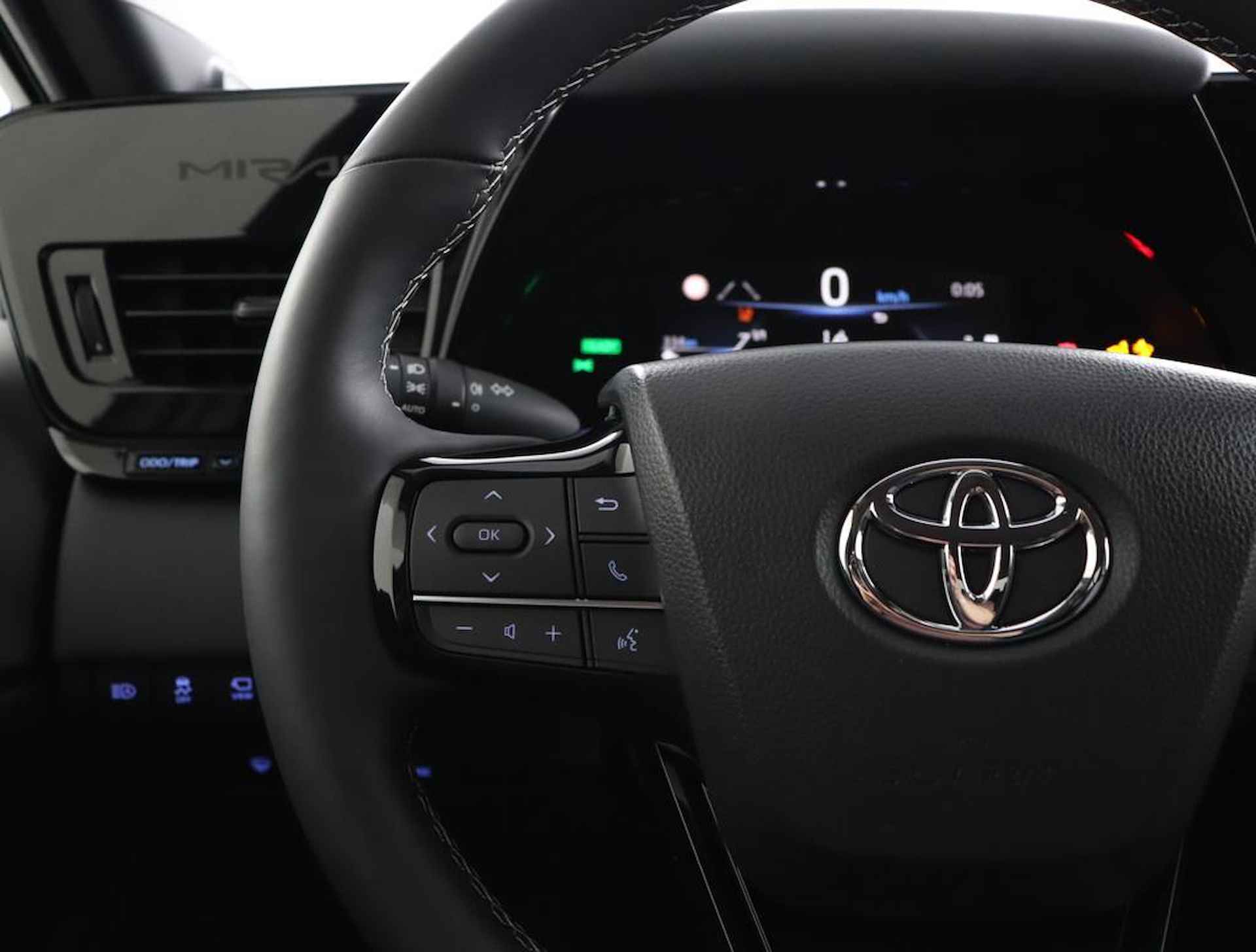 Toyota Mirai Executive | Nieuw direct leverbaar | 10 jaar fabrieksgarantie | - 17/64
