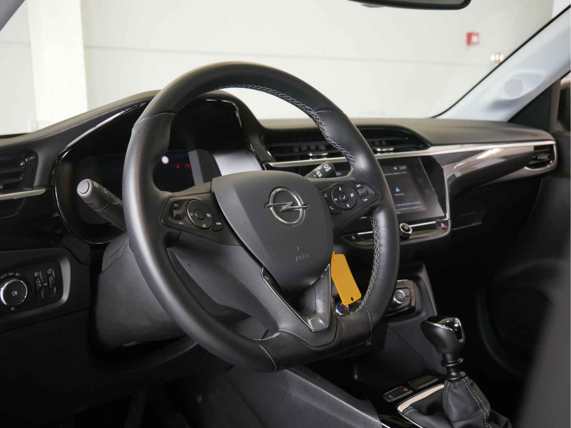 Opel Corsa 1.2 Elegance 100PK | Apple Carplay & Android auto | LED verlichting | Grootlicht assistent - 4/32