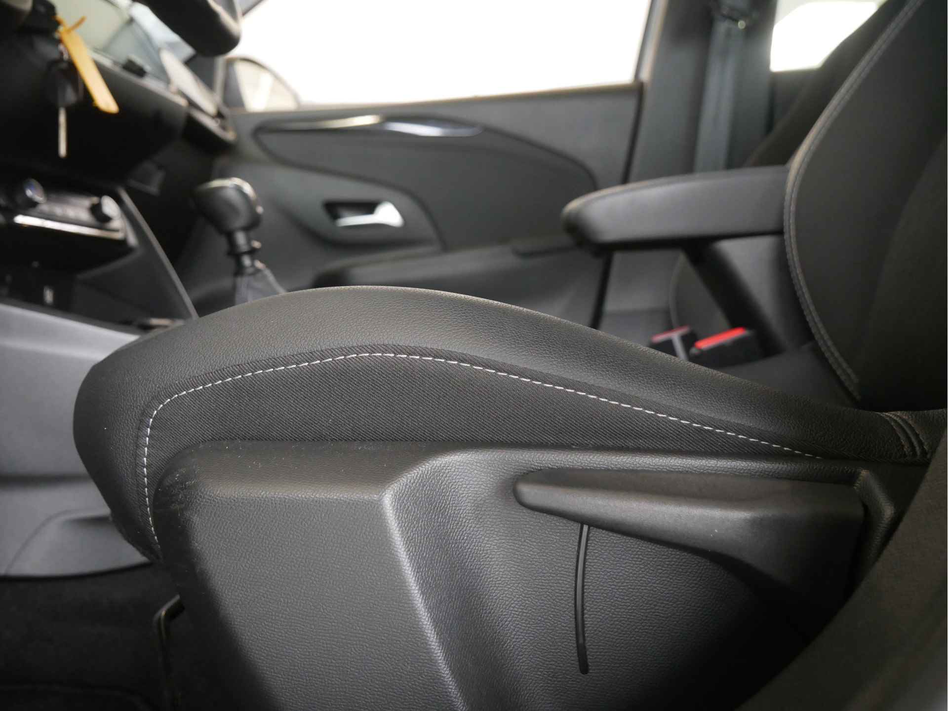 Opel Corsa 1.2 Elegance 100PK | Apple Carplay & Android auto | LED verlichting | Grootlicht assistent - 6/32
