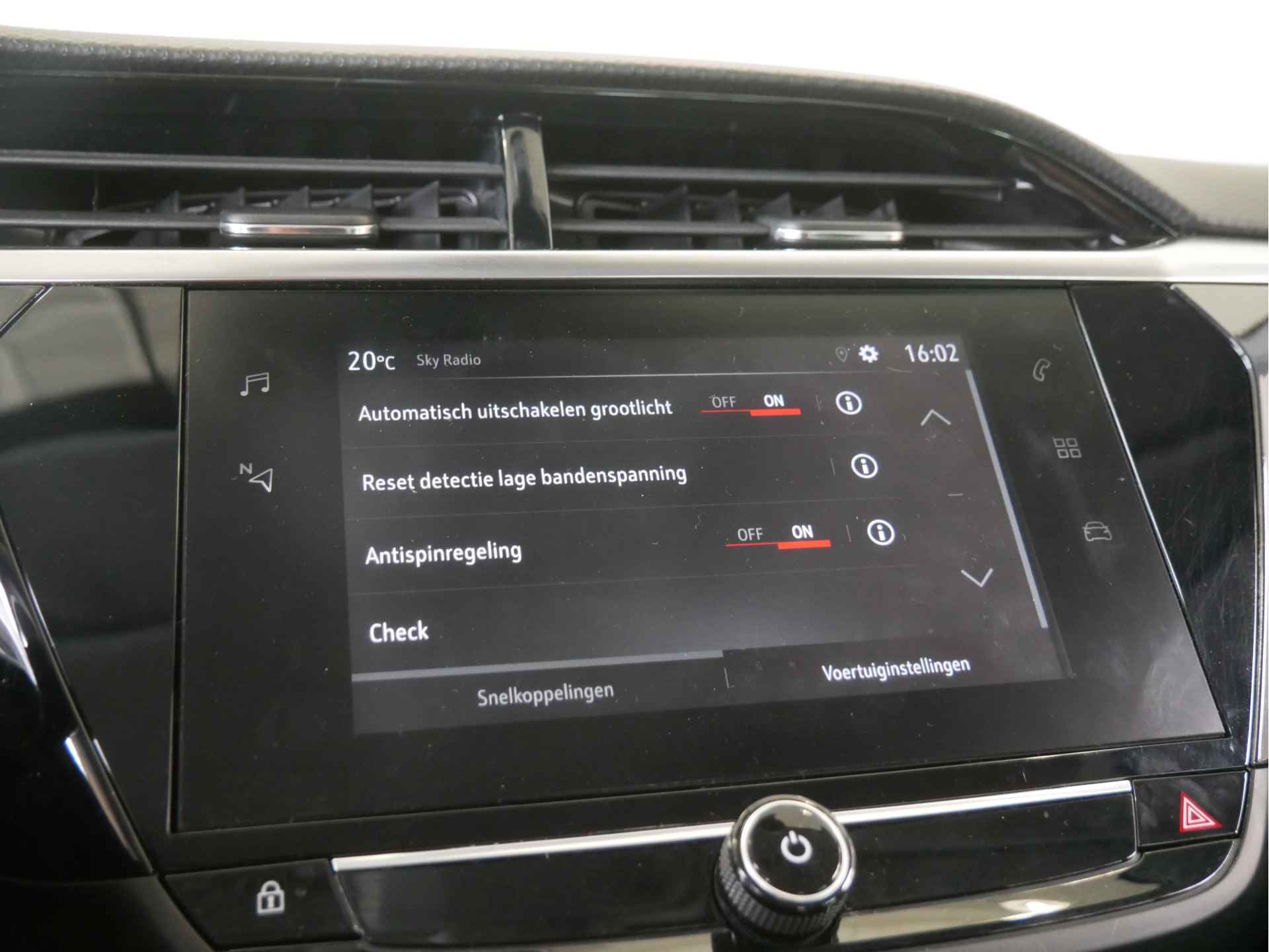 Opel Corsa 1.2 Elegance 100PK | Apple Carplay & Android auto | LED verlichting | Grootlicht assistent - 16/32