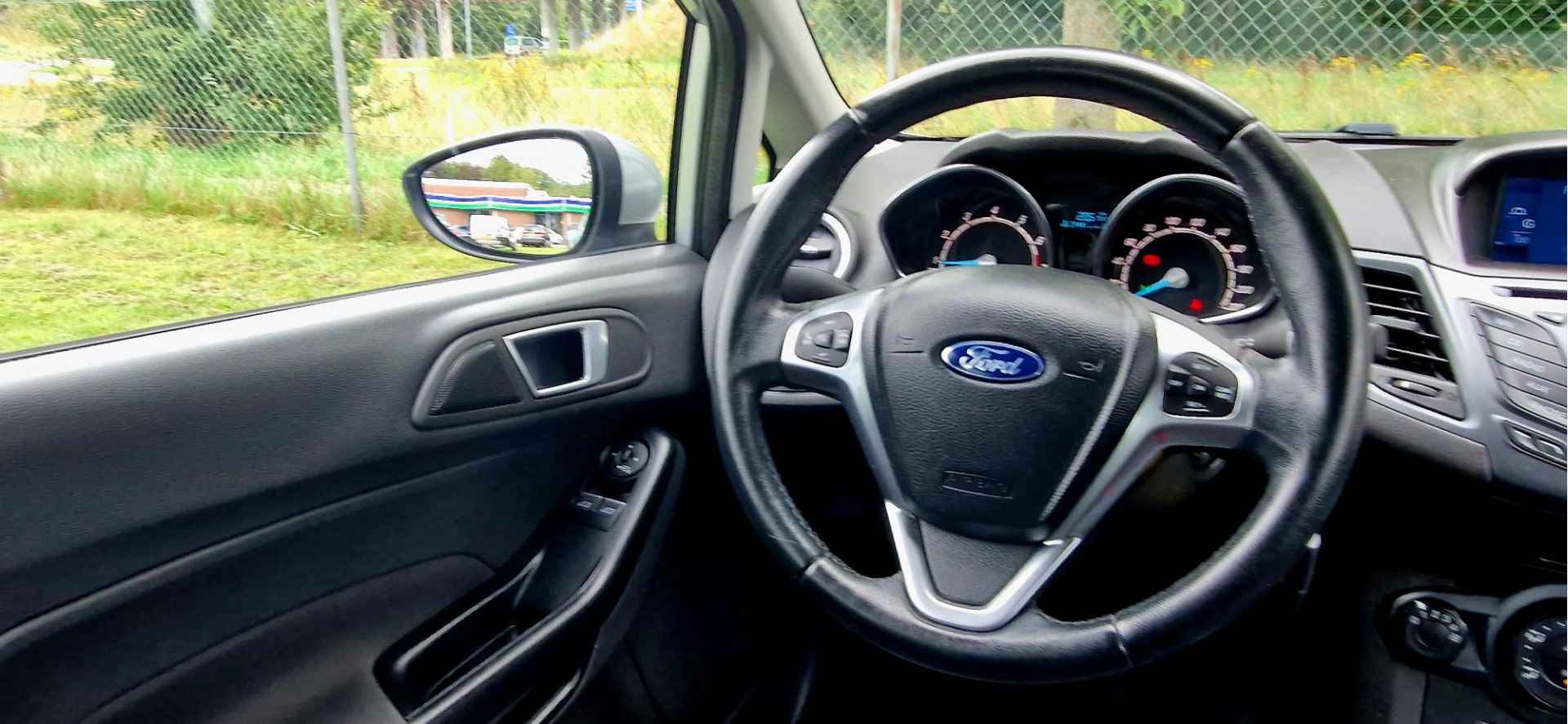 Ford Fiesta 1.0 80PK Style Ultimate I NAVI I AIRCO I CRUISE I - 9/28