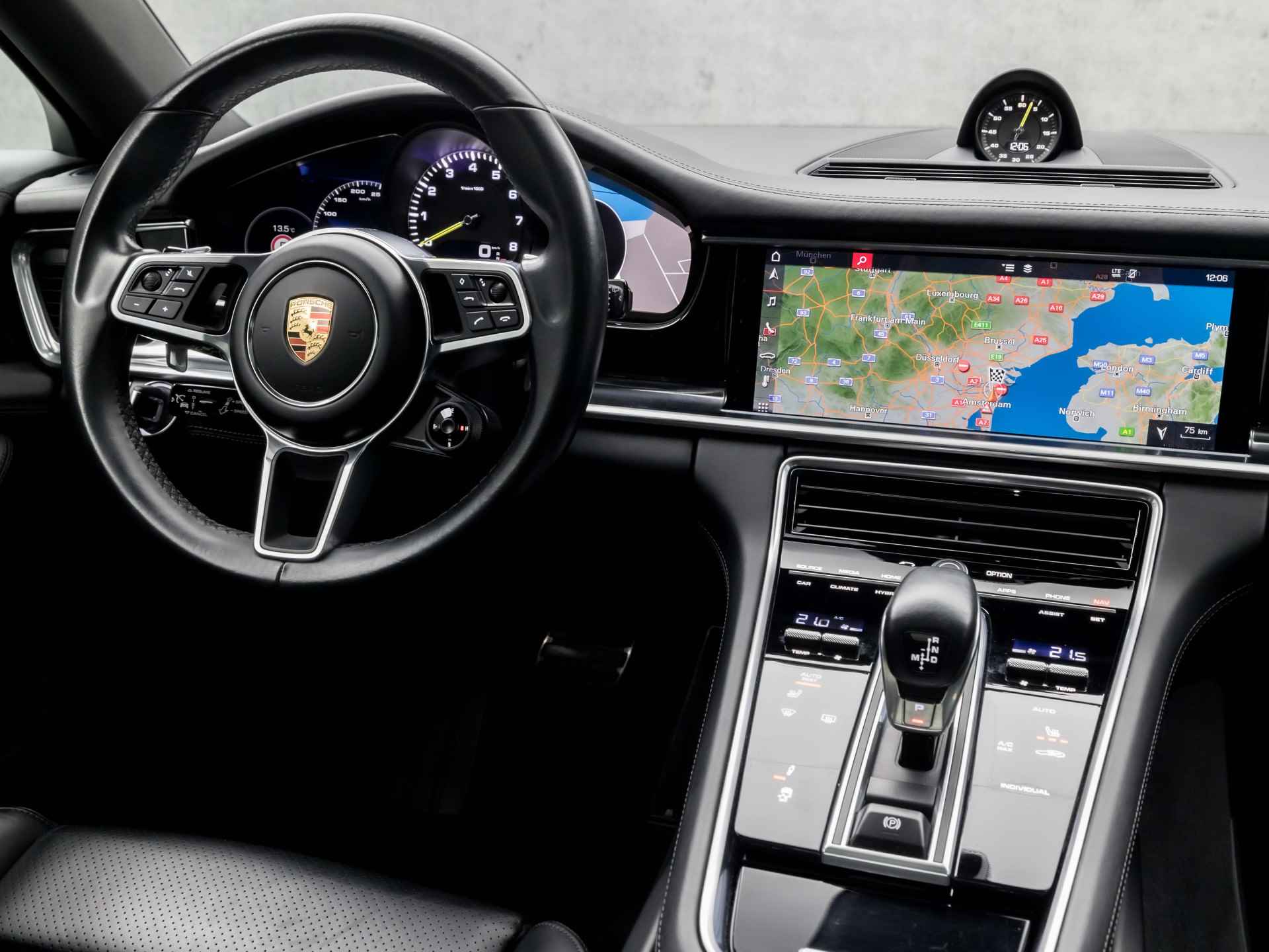 Porsche Panamera Sport Turismo 2.9 4 E-Hybrid Sportdesign 463Pk Automaat (PANORAMADAK, APPLE CARPLAY, SOFT CLOSE, LUCHTVERING, MATRIX LED, GROOT NAVI, MEMORY SEATS, ADAPTIVE CRUISE, NIEUWSTAAT) - 7/49