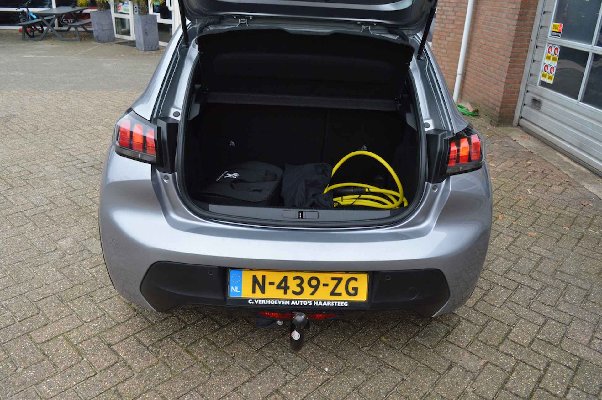 Peugeot e-208 EV Allure 50 kWh, Subsidie mogelijk , Navi, Camera - 22/28