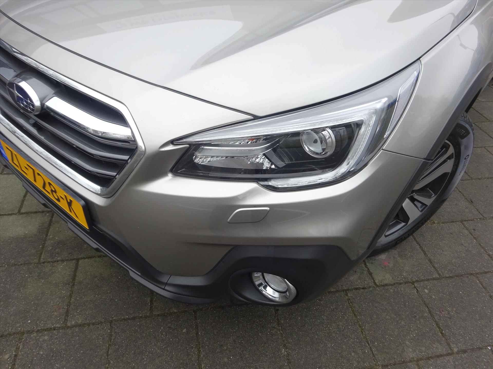 Subaru Outback 2.5i 175PK CVT EyeSight Premium | Leder | Navi | Trekhaak | All Season | Spatbordrandenset - 9/52