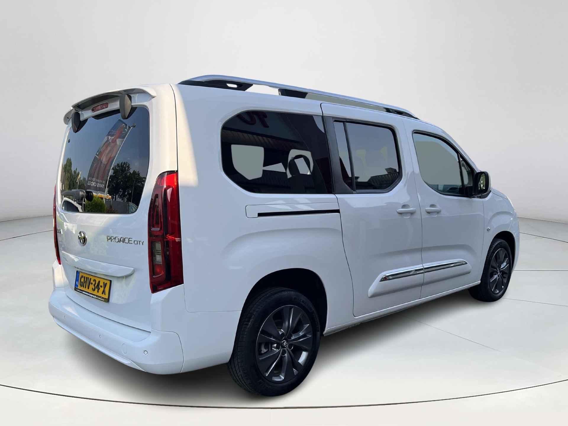 Toyota PROACE CITY Verso 1.2 Turbo Dynamic Long 7p. | Automaat | Carplay | Parkeersensoren | Climate control | Cruise control | - 6/27