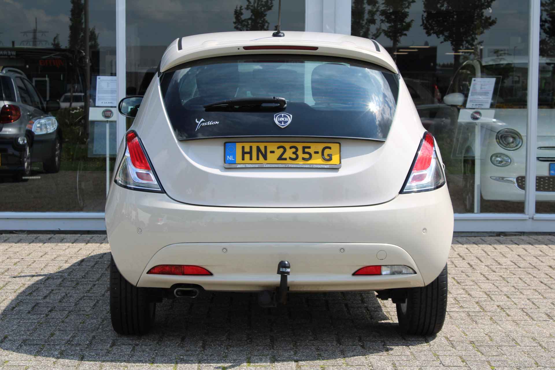 Lancia Ypsilon 1.2 Opening Edition | Cruise control | Navi | Bluetooth - 9/21