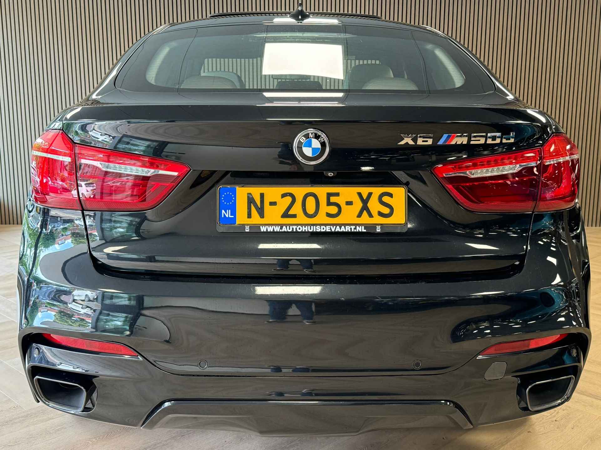 BMW X6 M50d AUT. PANORAMADAK NAVIGATIE AIRCO CRUISE CAMERA PDC MEMORY STOELVERWARMING - 11/43