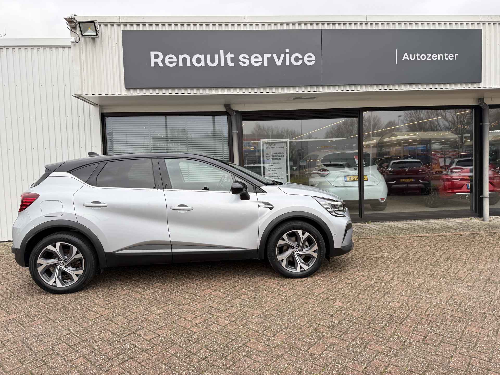 Renault Captur 1.6 E-Tech Plug-in Hybrid 160 R.S. Line | trekhaak wegklapbaar | 360 camera | adaptieve cruise | tijdelijk gratis Top Afleverpakket twv Eur 695 - 6/56