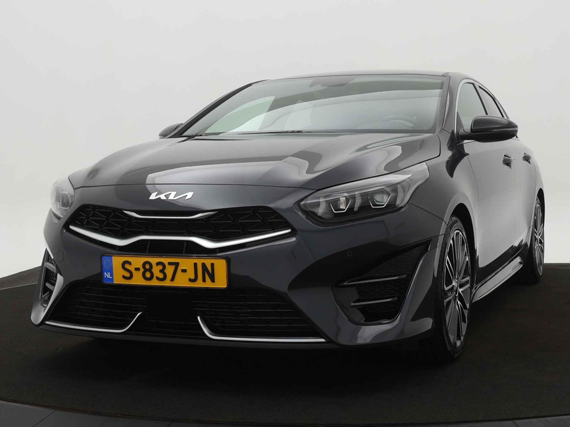 Kia ProCeed 1.5 T-GDi GT-PlusLine - JBL Audio - Apple CarPlay/Android Auto - Stoel en stuurwiel verwarming - Led Koplampen - Adaptieve Cruise Control - Fabrieksgarantie tot 02-2030 - 3/43