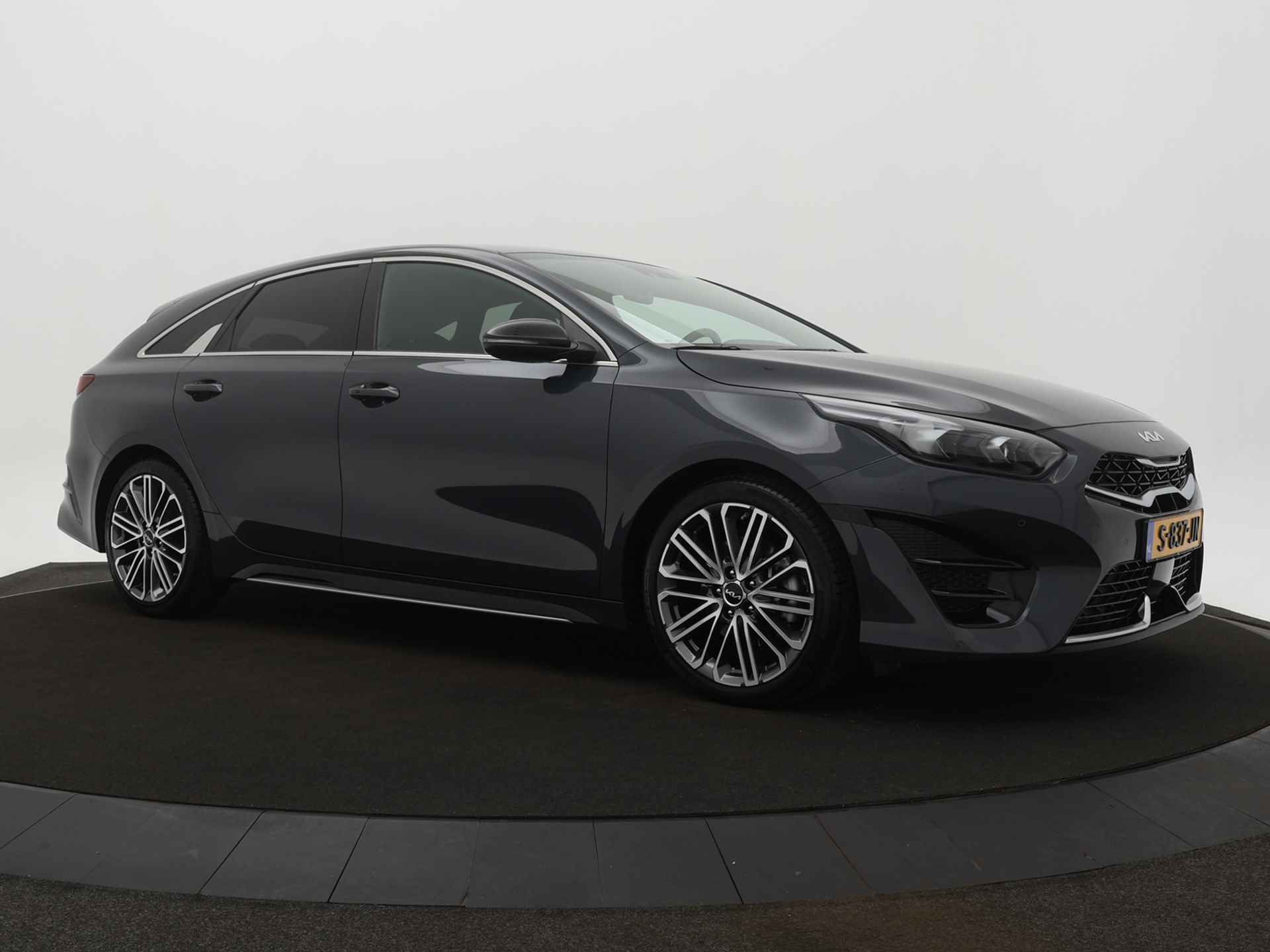 Kia ProCeed 1.5 T-GDi GT-PlusLine - JBL Audio - Apple CarPlay/Android Auto - Stoel en stuurwiel verwarming - Led Koplampen - Adaptieve Cruise Control - Fabrieksgarantie tot 02-2030 - 11/43