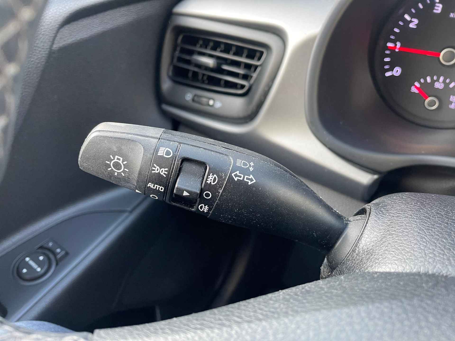 Kia Rio 1.0 TGDI DynamicLine 1e Eigenaar | Achteruitrijcamera | Navigatie | Cruise control | DAB | Apple/Android Carplay | - 15/28