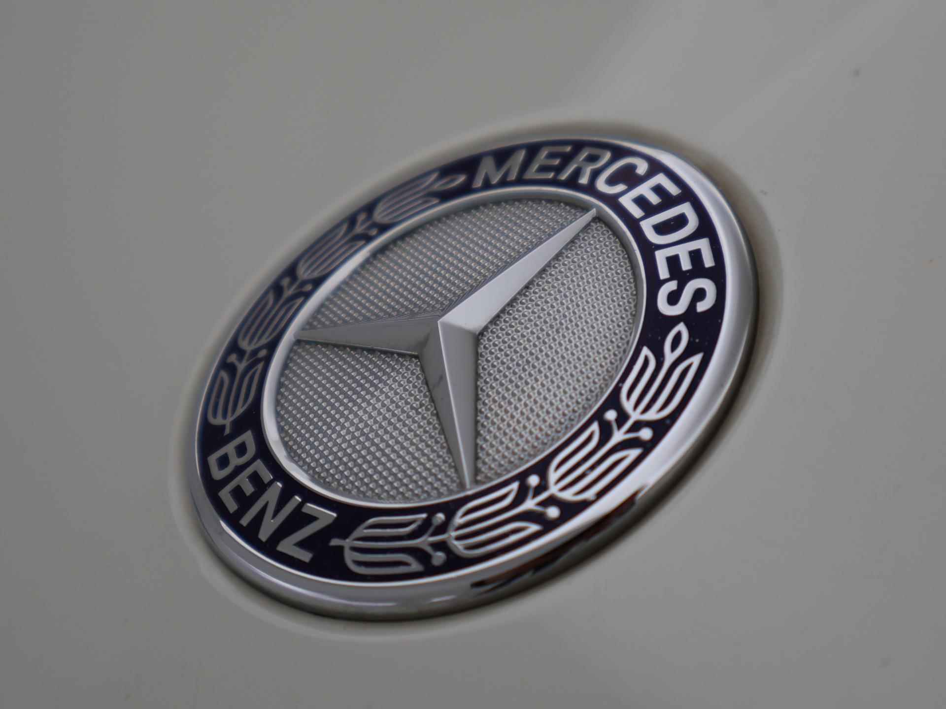 Mercedes-Benz A-klasse 180 AUT. LEASE EDITION + NAVIGATIE / XENON / SPORSTOELEN - 26/32