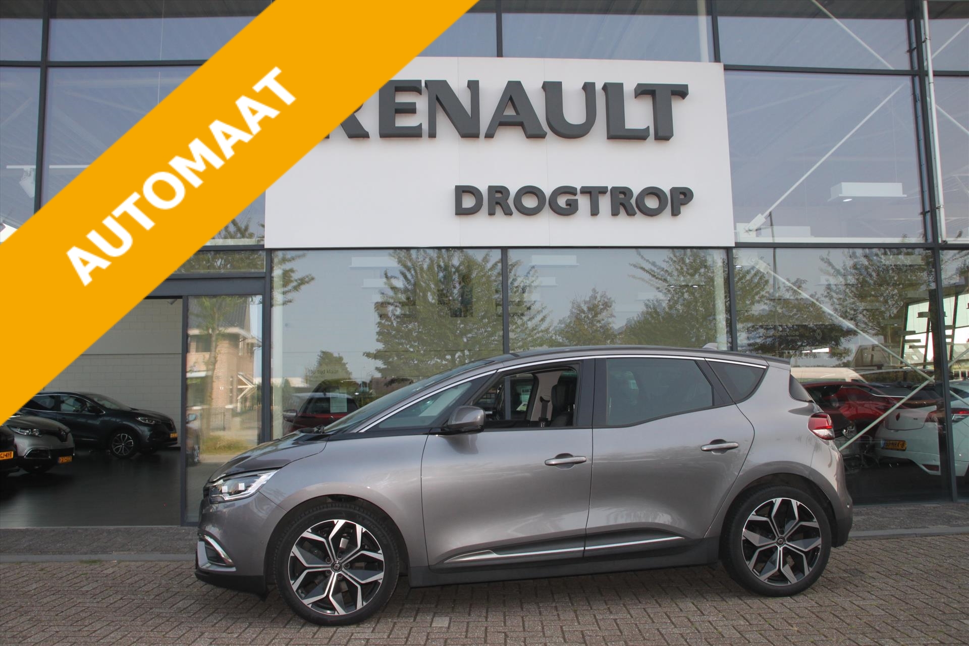 RENAULT Scénic 140PK-INTENS-AUTOM-72DKM-NAVI-CAMERA-COMFORTSEAT-