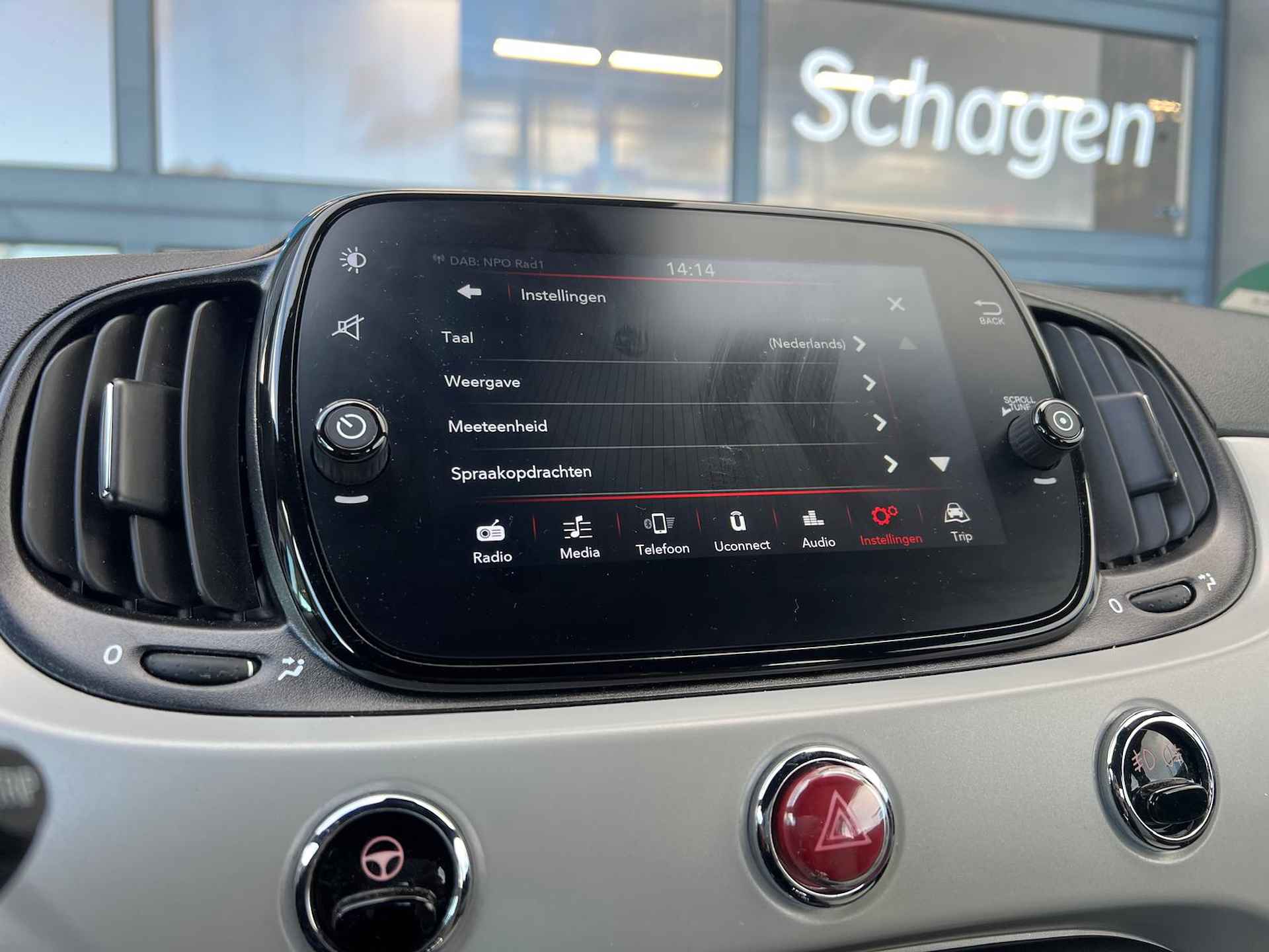 Fiat 500 Cabrio 1.0 70 pk Hybrid Star | Apple Carplay/Android | Cruise control | Climatronic | - 24/29